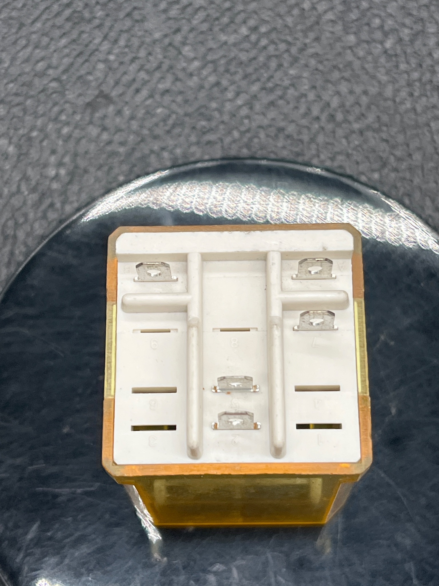 IDEC RRIBA-128 General Purpose Relay USED 2