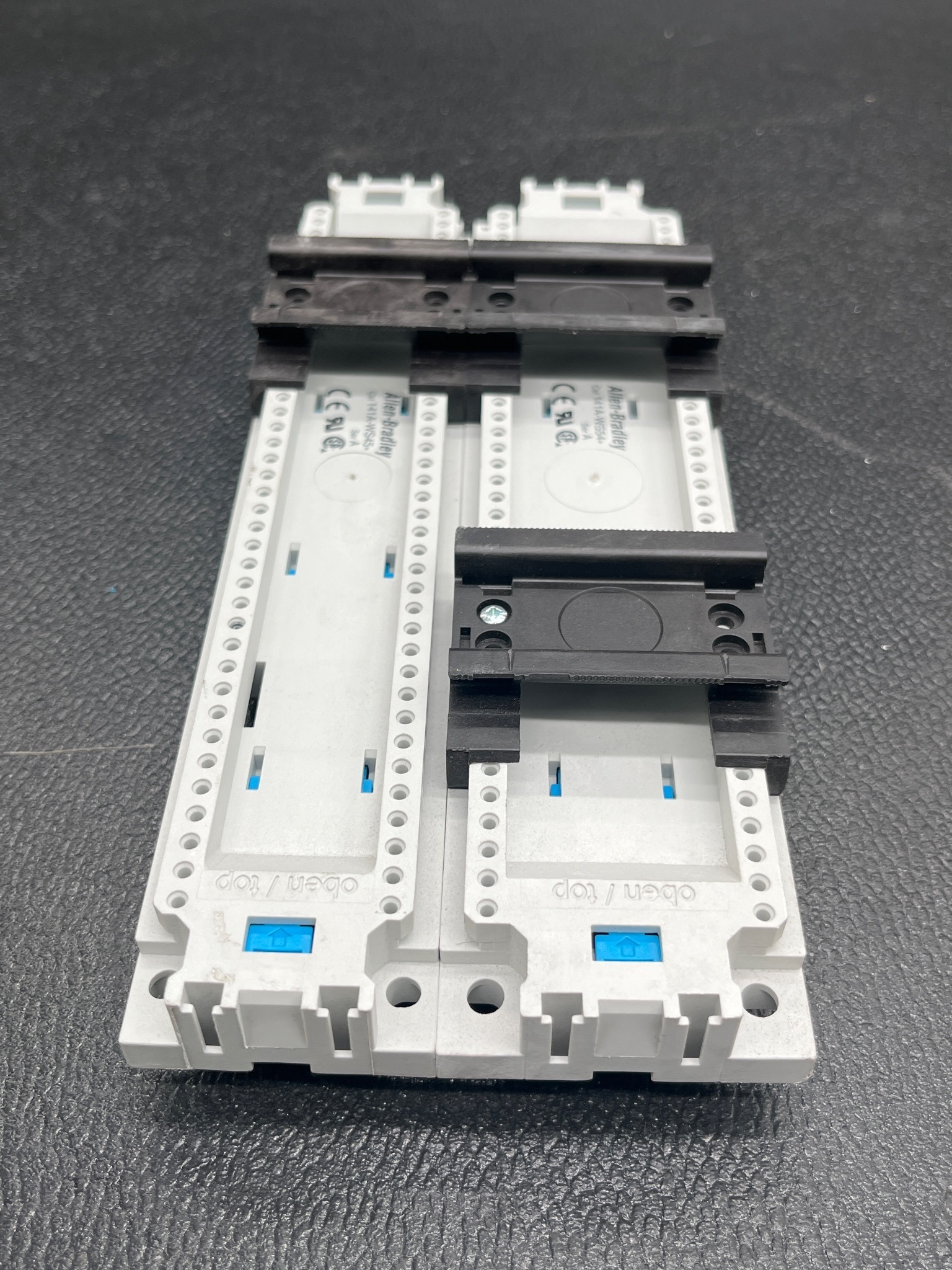 ALLEN BRADLEY 141A-WS45 + 141A-WS54 Mounting Brackets USED 1