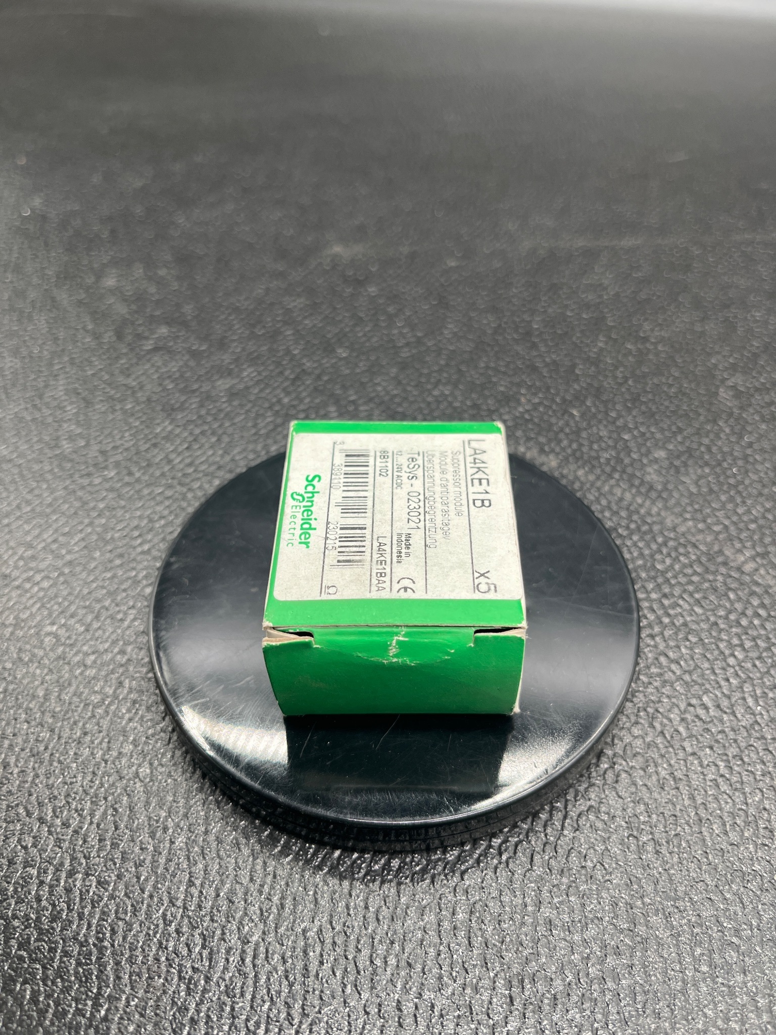 SCHNEIDER LA4KE1B Suppressor Module NEW 1