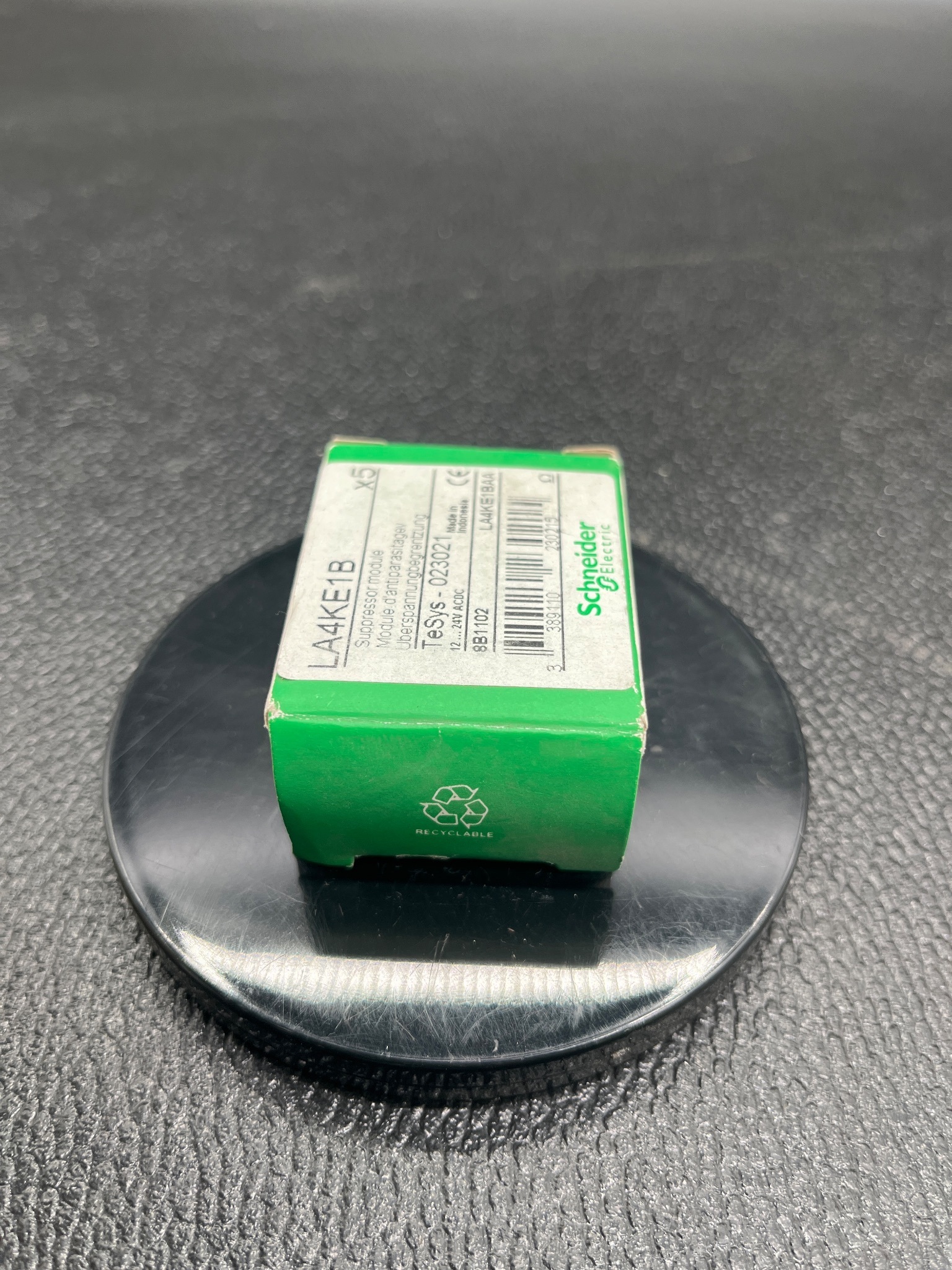 SCHNEIDER LA4KE1B Suppressor Module NEW 3
