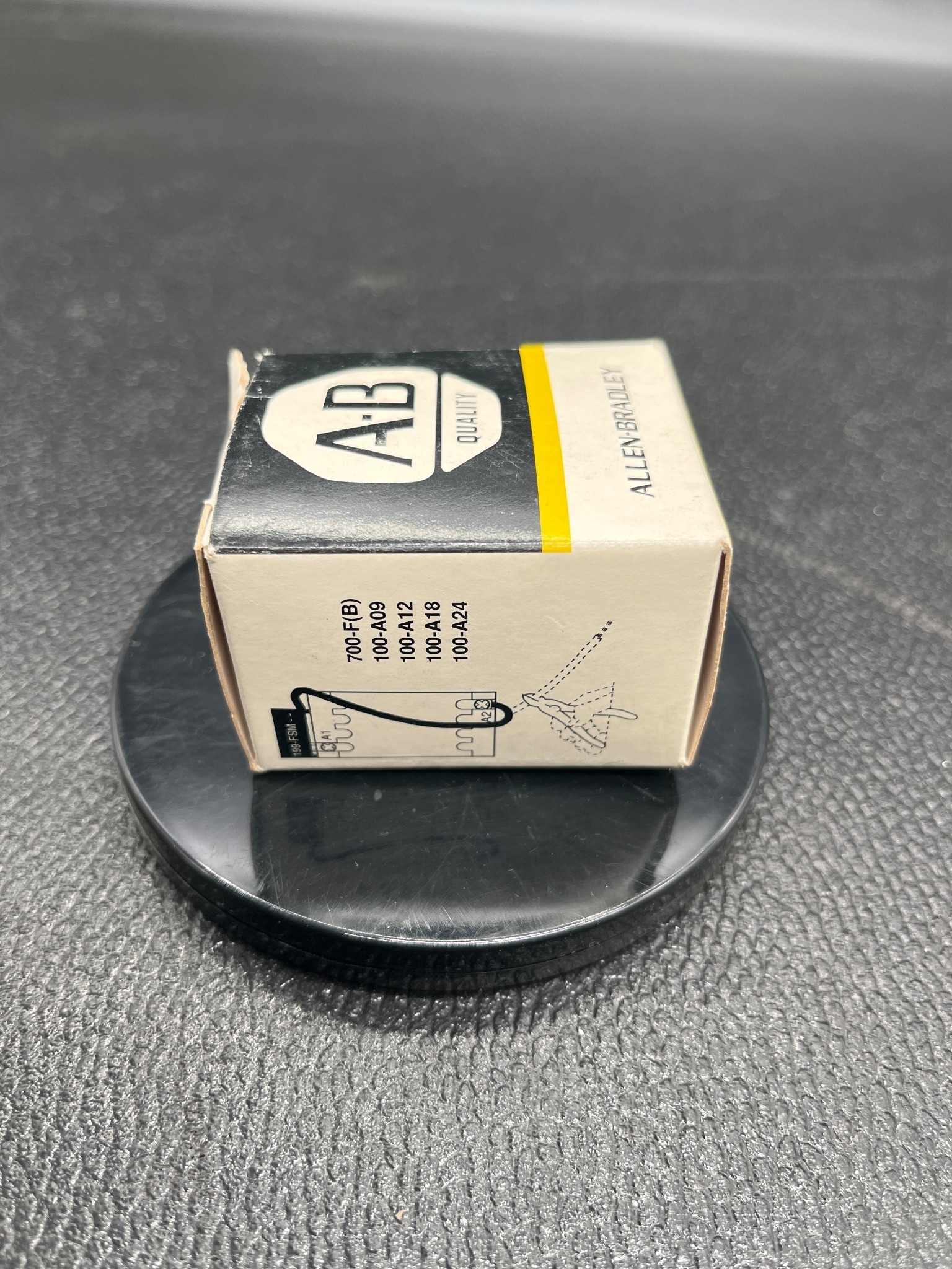 ALLEN BRADLEY 199-FSMA2 Surge Suppressor NEW 1
