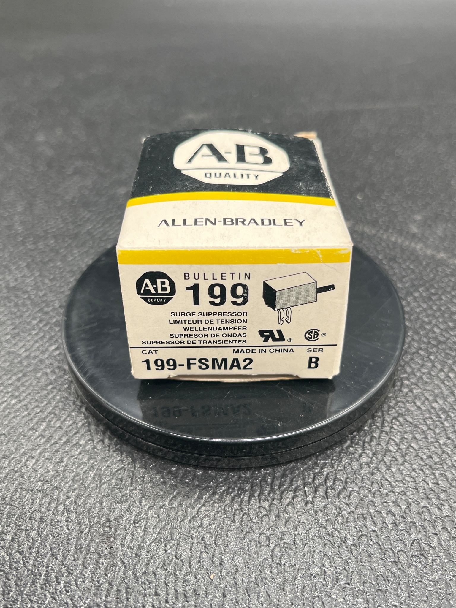 ALLEN BRADLEY 199-FSMA2 Surge Suppressor NEW 2