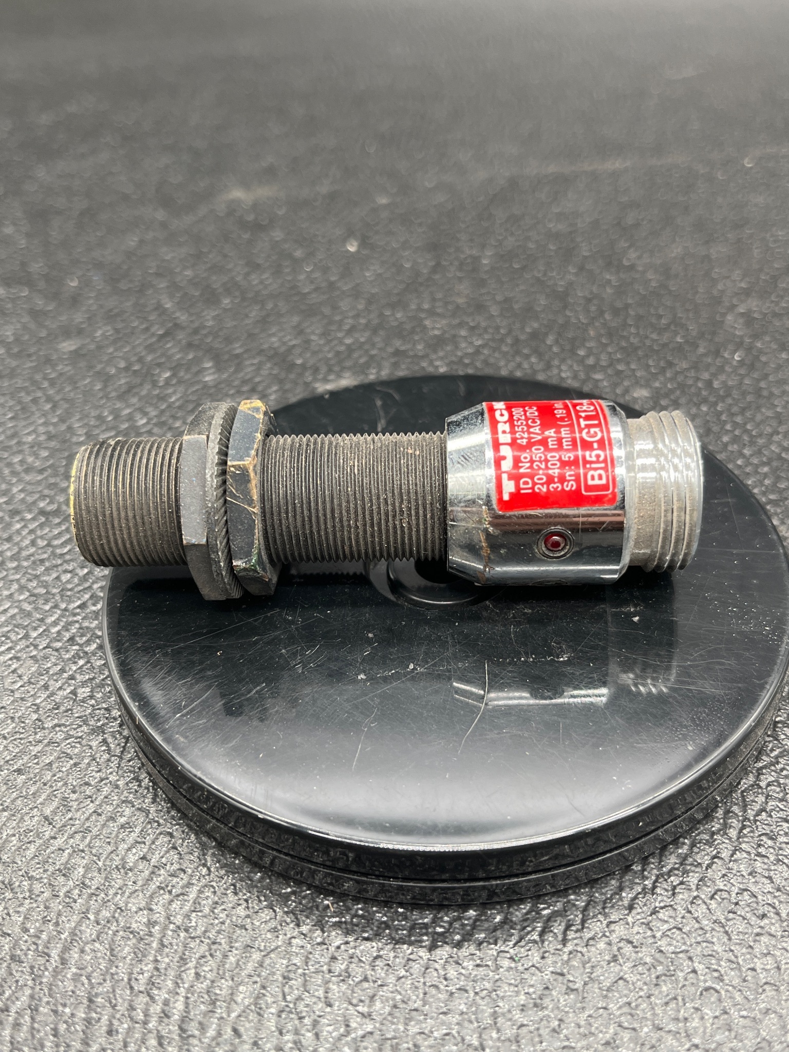 TURCK 4255200 Inductive Sensor USED 4