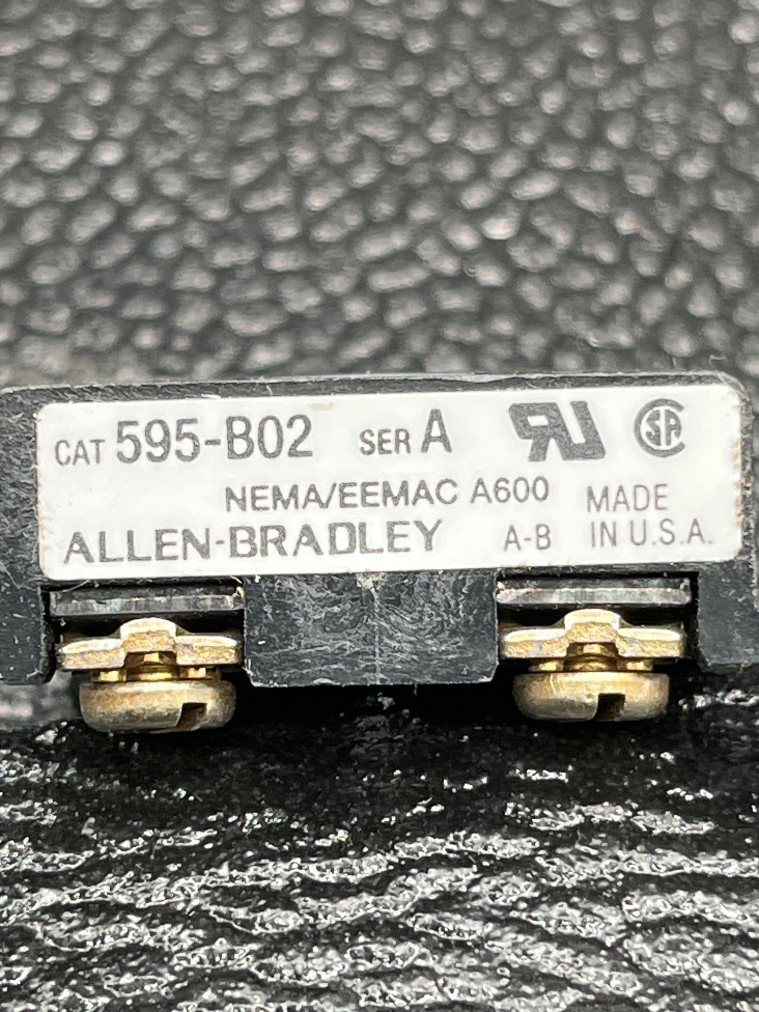 ALLEN BRADLEY 595-B02 Auxiliary Contact 1 N.C. NEW 7