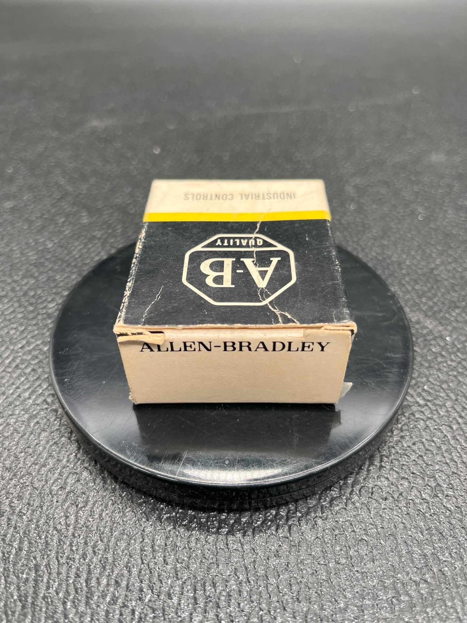 ALLEN BRADLEY 700-CPM Contact Cartridge NEW 2