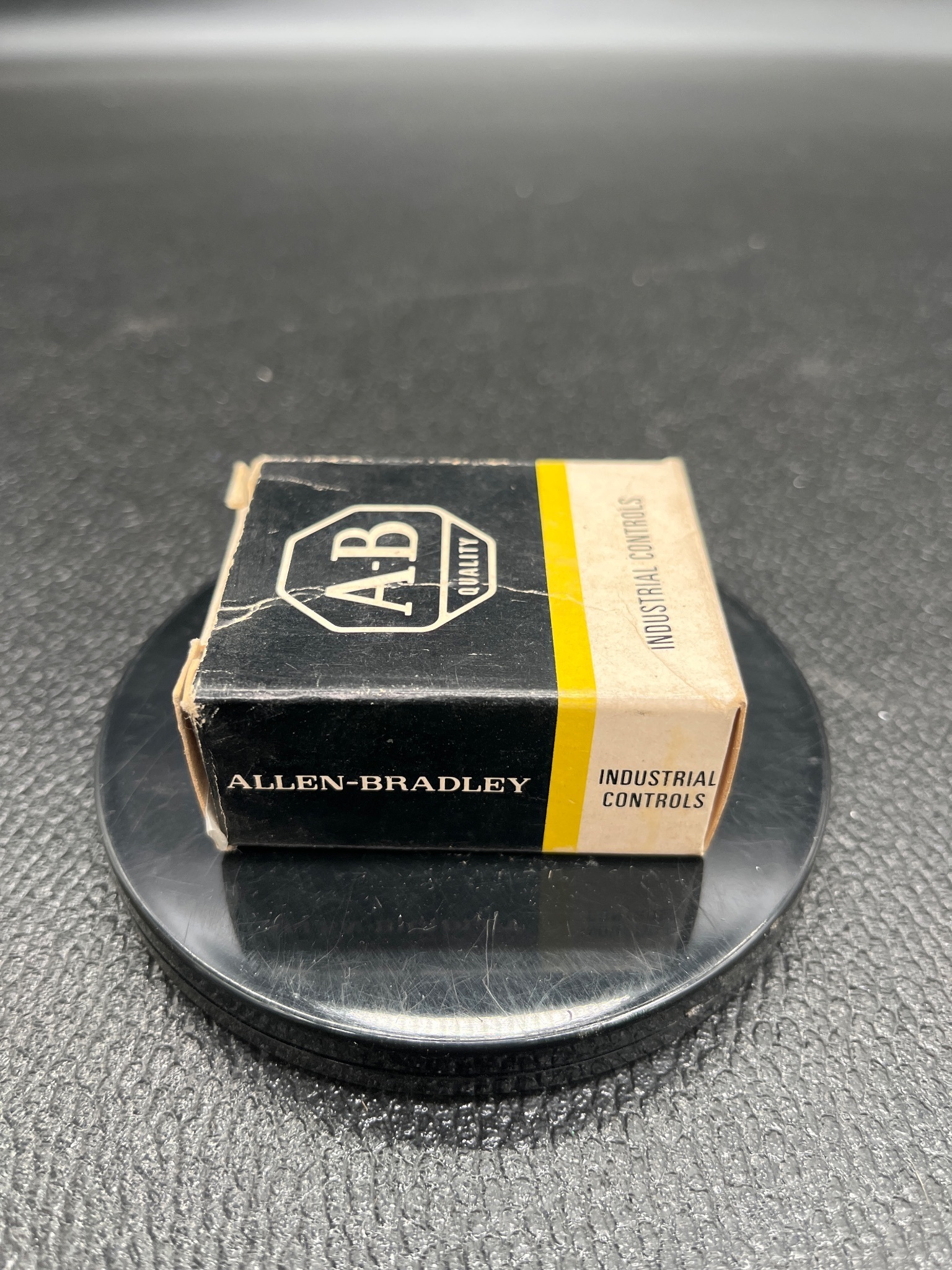 ALLEN BRADLEY 700-CPM Contact Cartridge NEW 3