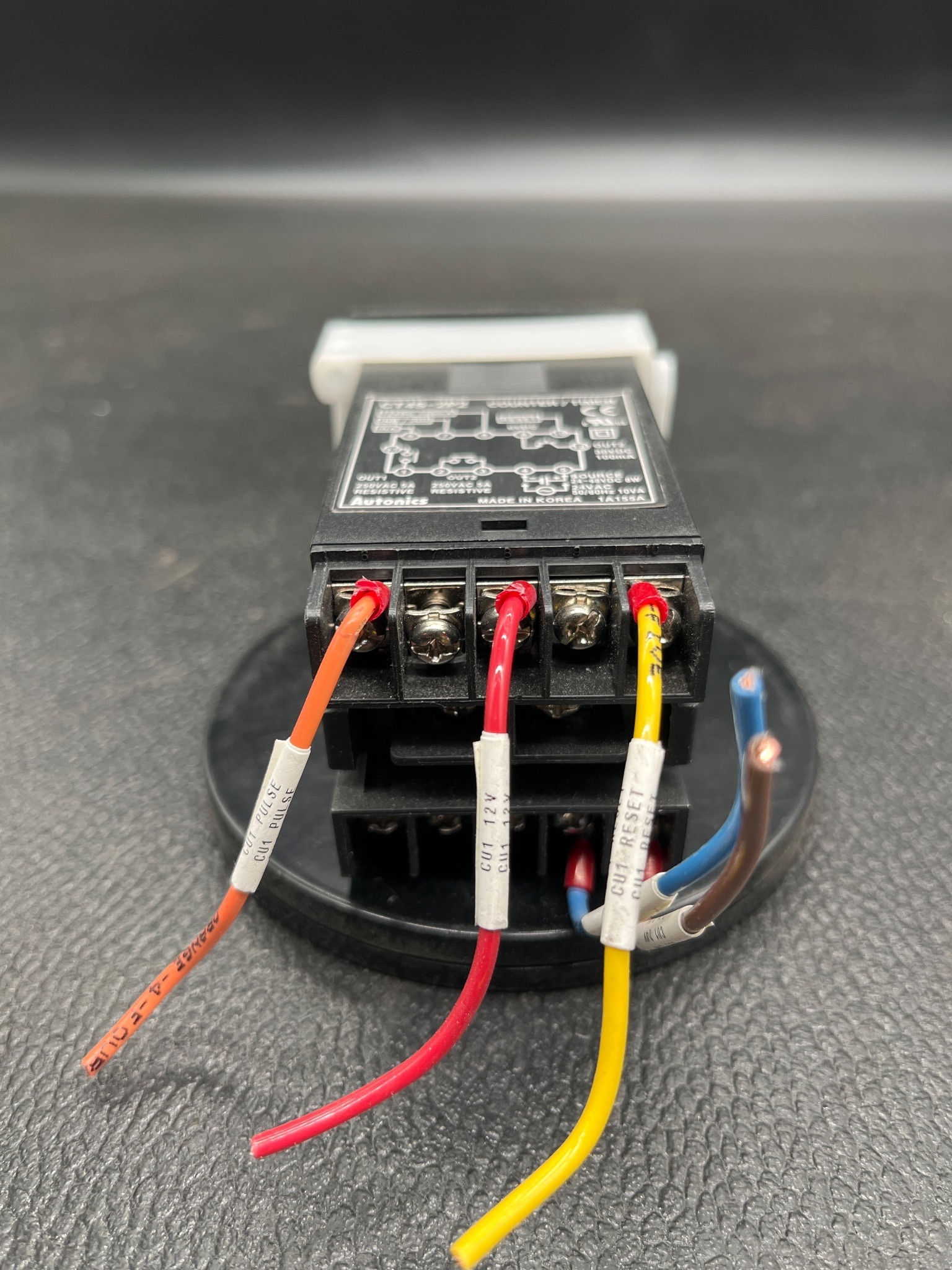 AUTONICS CT4S-2P2 Counter/Timer Module USED 2