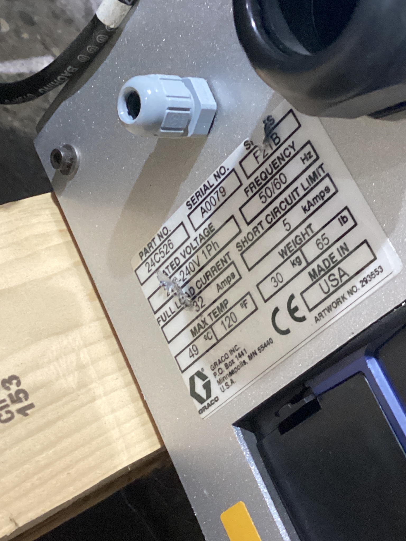GRACO 24C526 4-Zone Warmmelt Enclosure USED 2