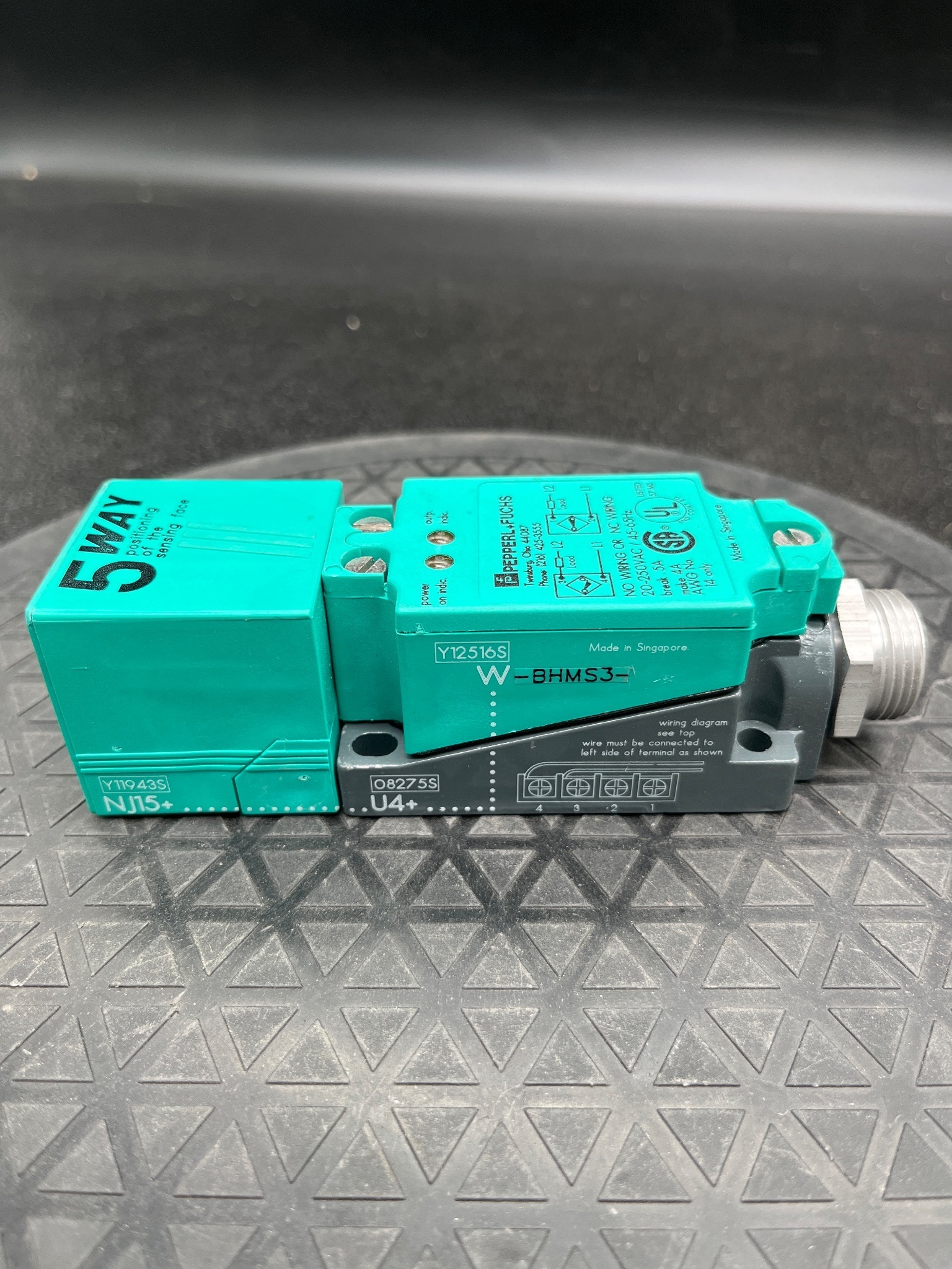 PEPPERL+FUCHS NJ15+U4+W Inductive Proximity Sensor NEW 8