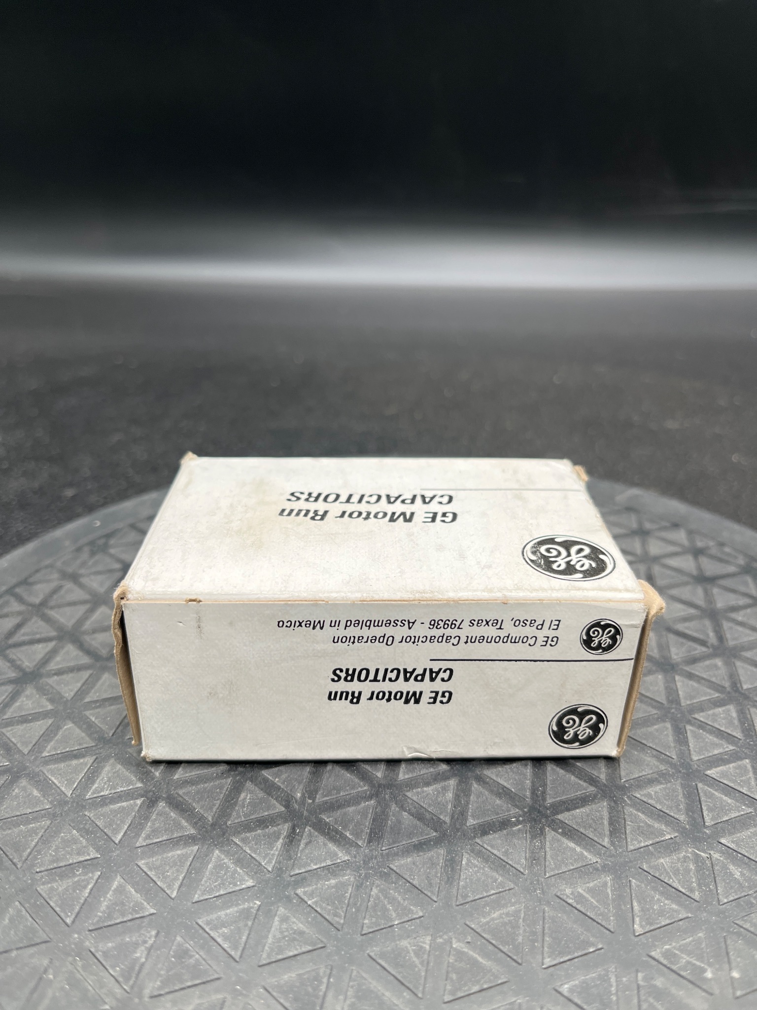 GENERAL ELECTRIC 97F9002 Capacitor 10µF 370VAC 50/60Hz NEW 2