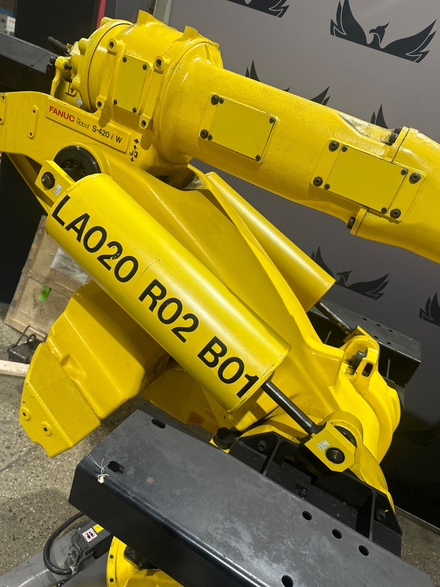 FANUC S-420iW/2.85 Industrial Robot Arm PARTS ONLY 2