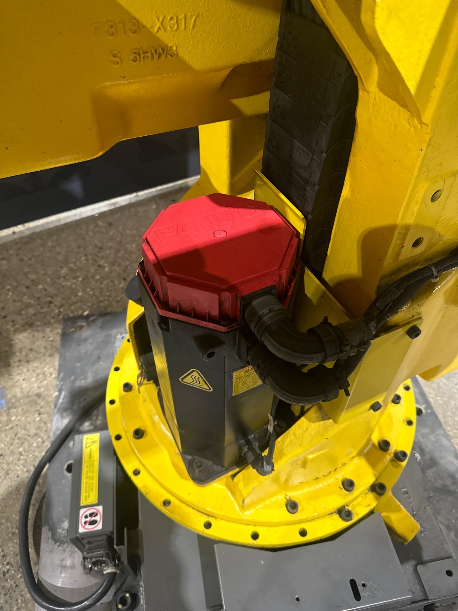 FANUC S-420iW/2.85 Industrial Robot Arm PARTS ONLY 7