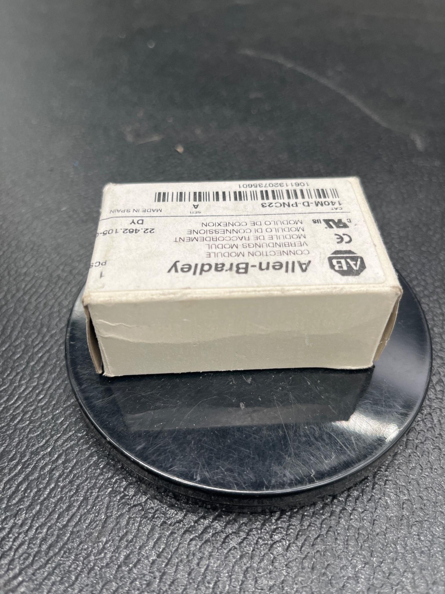 ALLEN BRADLEY 140M-D-PNC23 Connection Module NEW 2