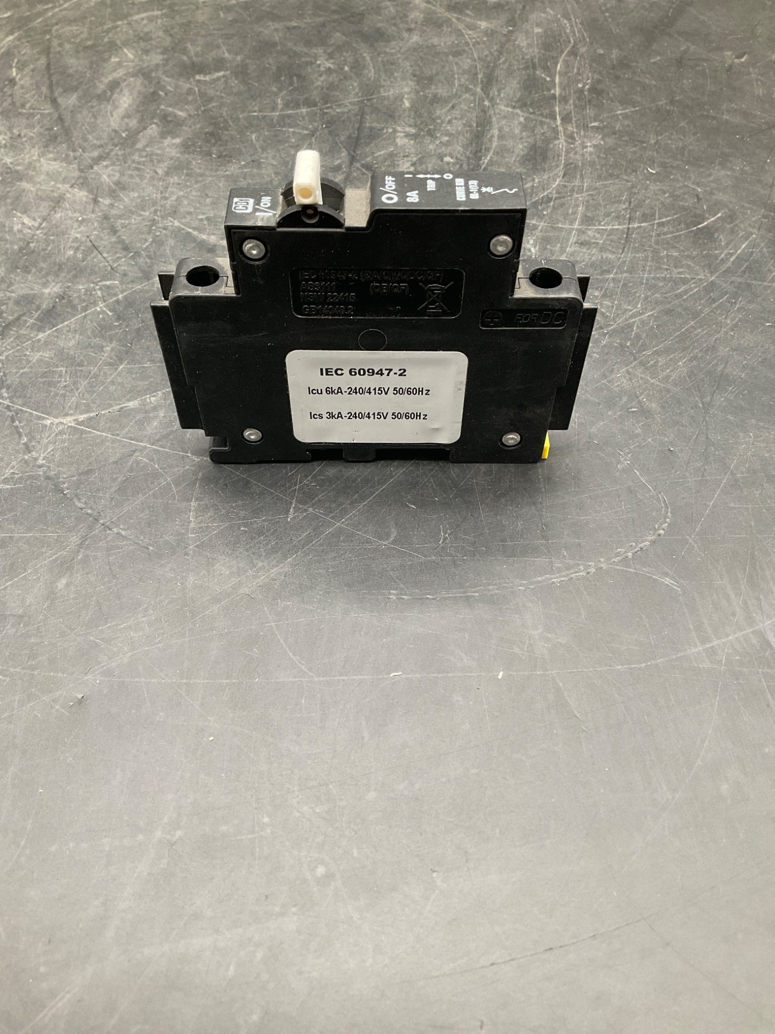 1-Pole Circuit Breaker 120V 10kA USED 1