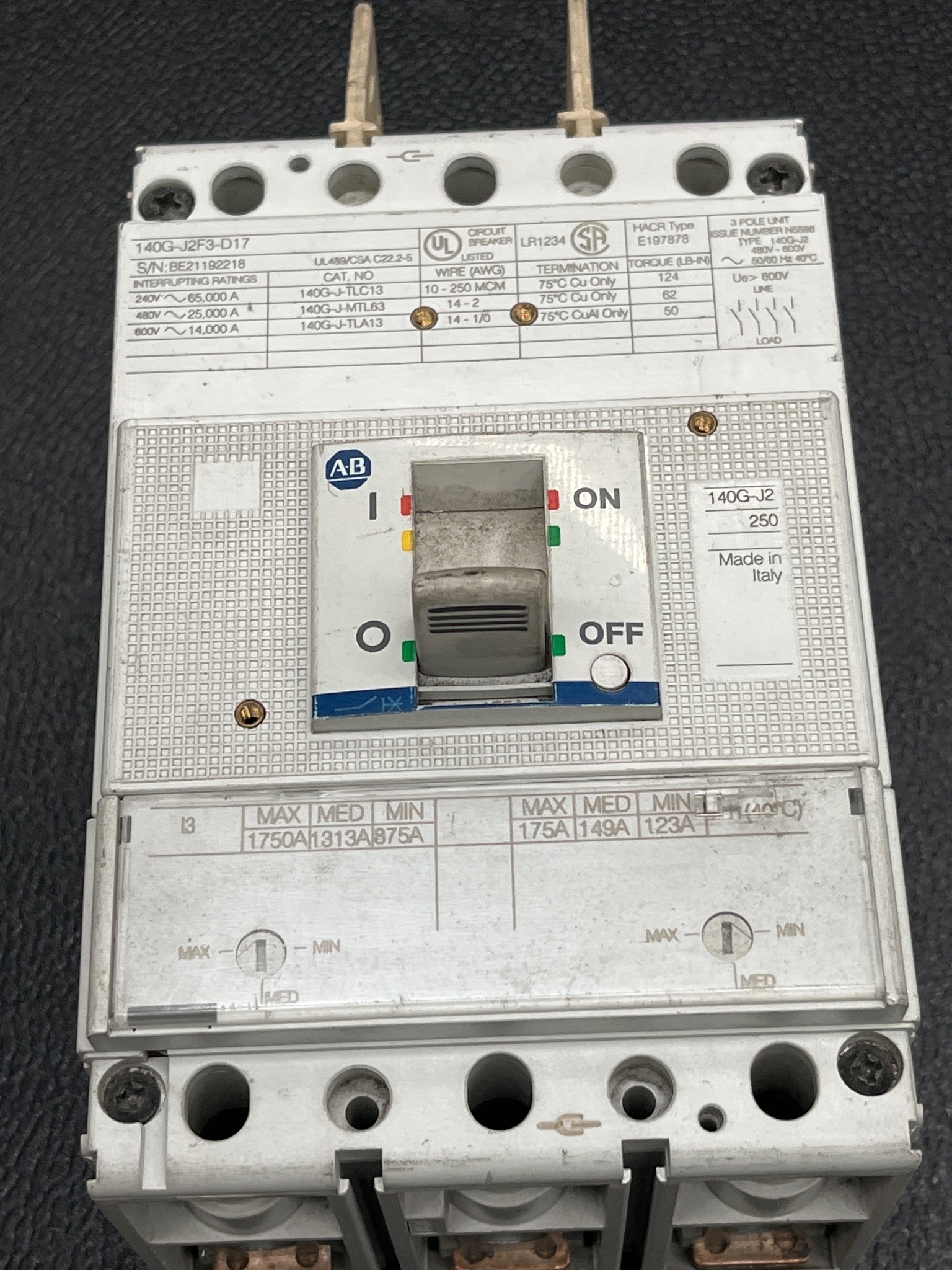 ALLEN BRADLEY 140G-J2F3-D17 Molded Case Circuit Breaker USED 4