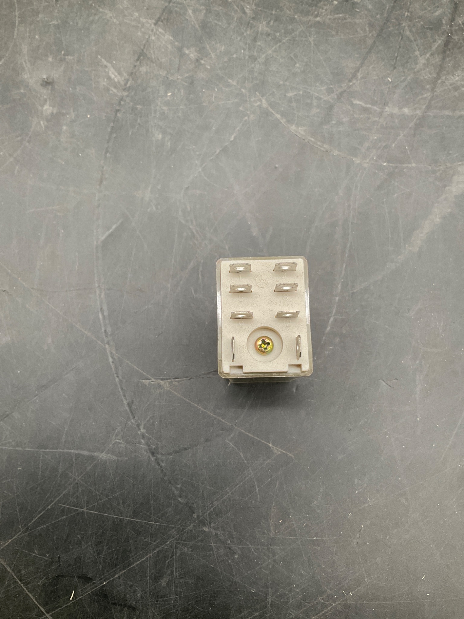 SQUARE D RS42V20 Relay USED 0