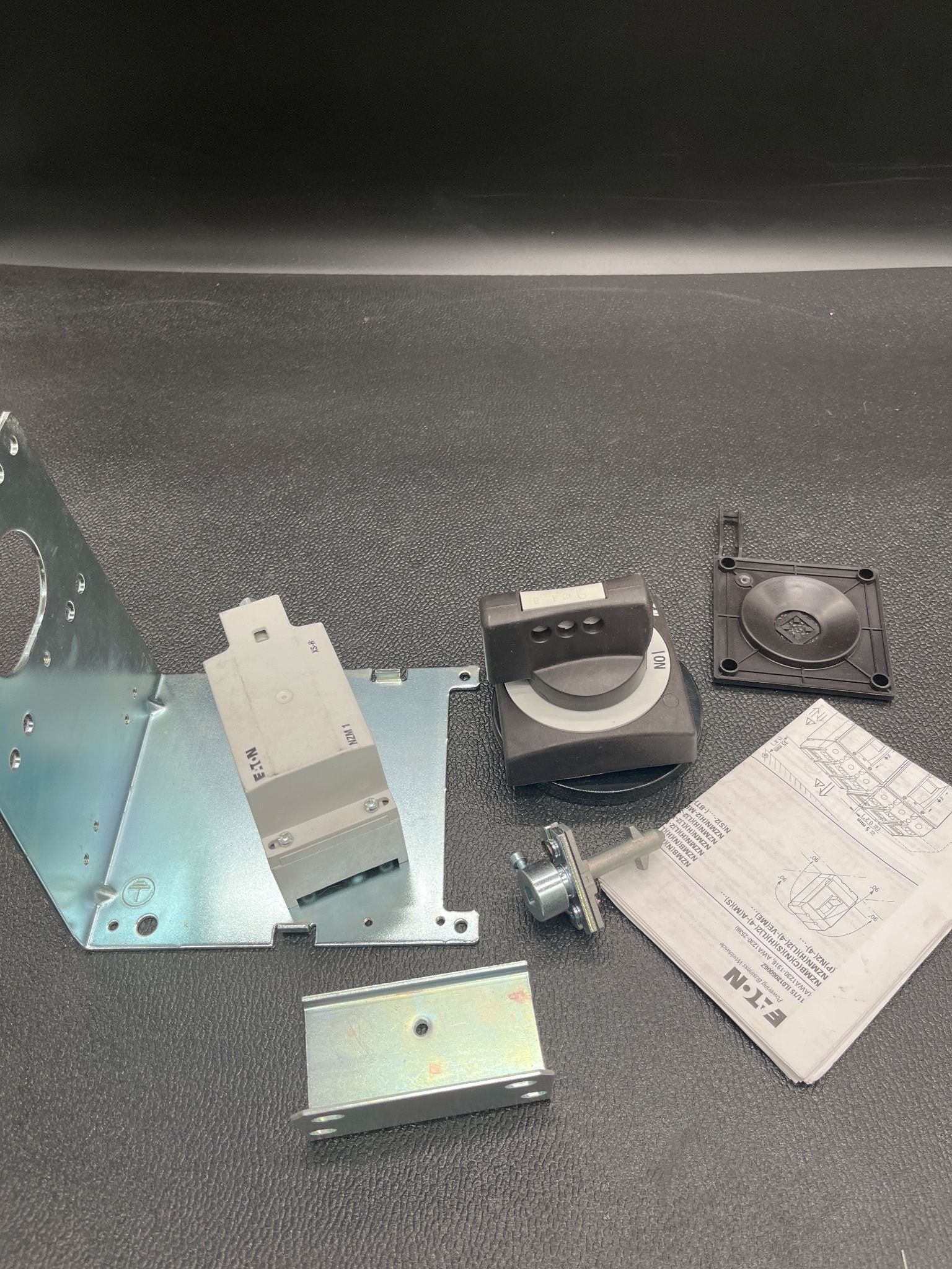 EATON NZMB Disconnect Switch Kit NEW 0