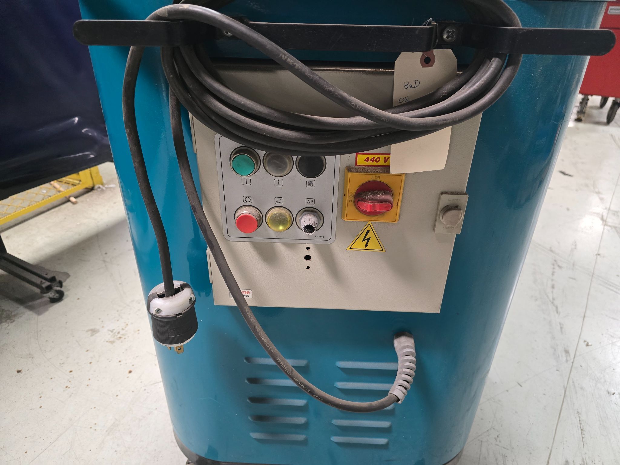 CFM 3308 EXPLOSION PROOF VACUUM USED 6