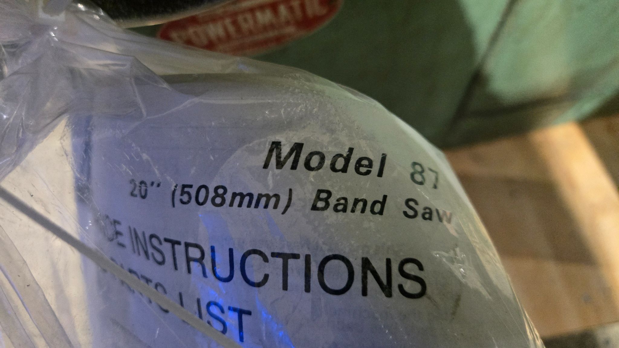 POWERMATIC MODEL 87 VERTICAL BANDSAW 20" BLADE 1.5 HP USED 9