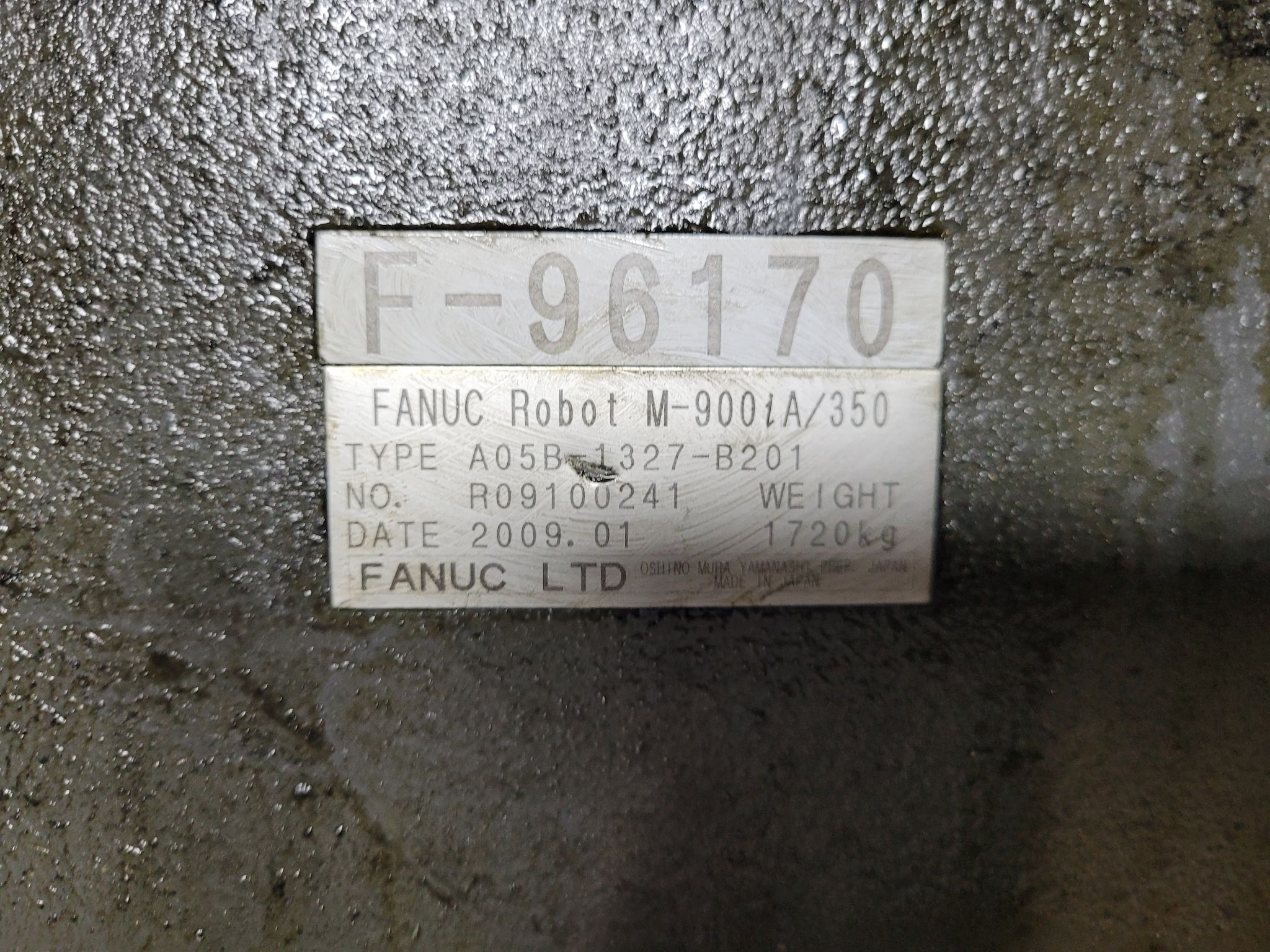 FANUC M-900iA/350 Complete W/ RJ3iB Controls USED 6