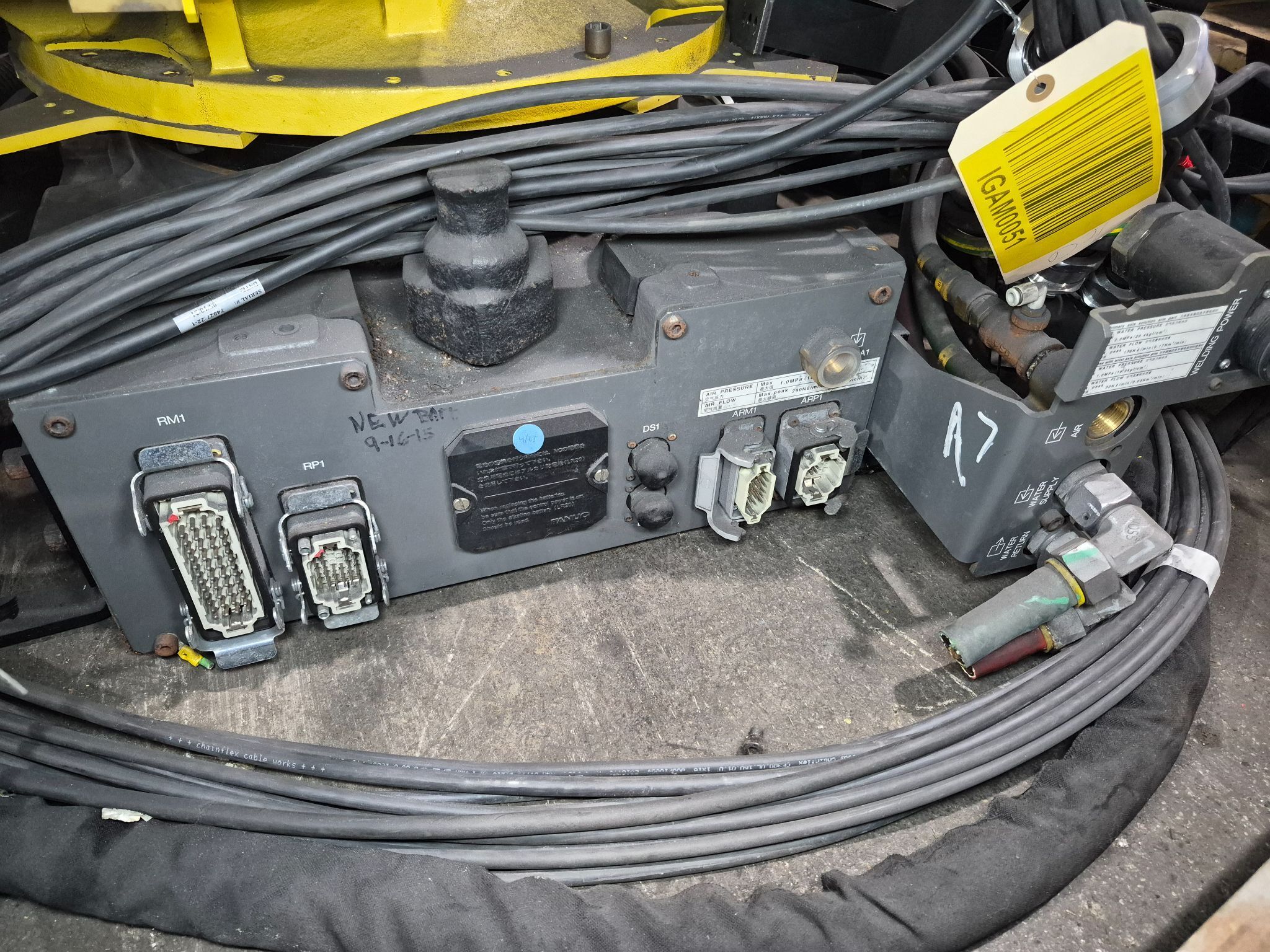 FANUC R-2000iB/210F Complete w/ R-30iA Controls USED 5