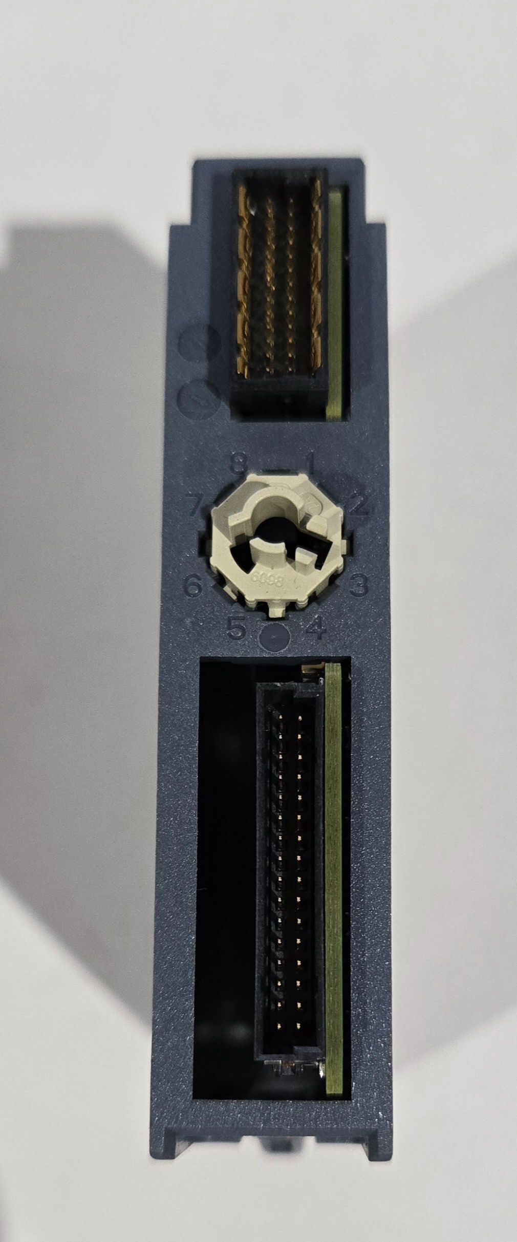 SIEMENS 6ES7134-6HB00-0DA1 Simatic S7 Analog Input Module USED 2