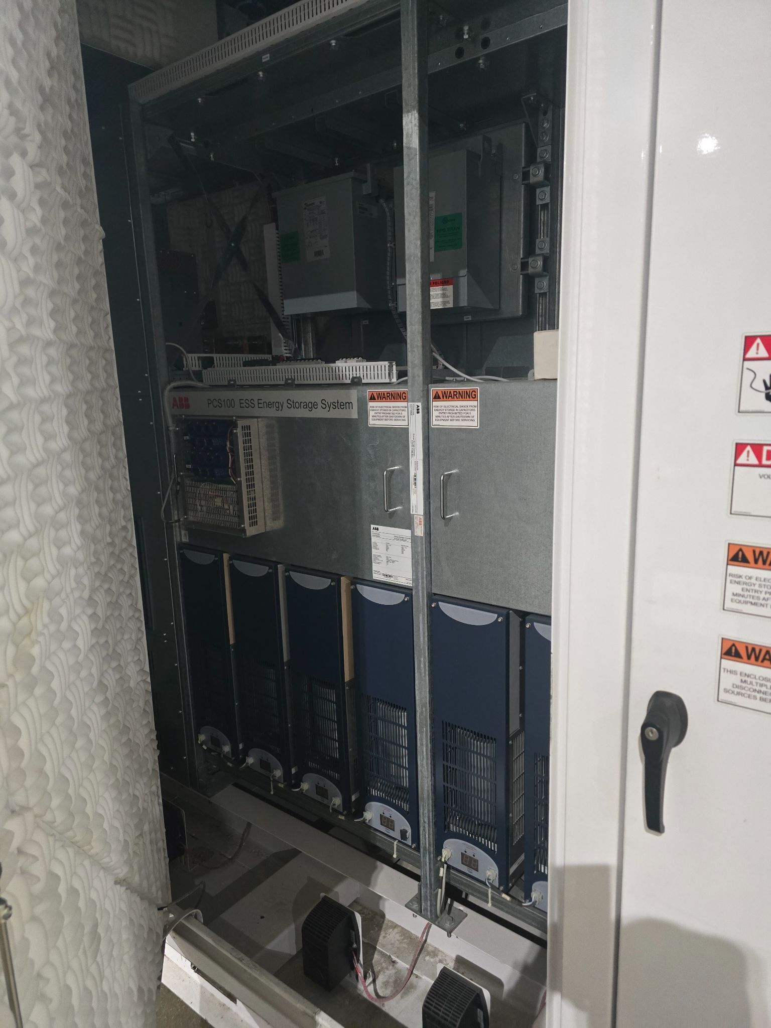 ABB PCS100 ESS 1000 kW Power Conversion System USED 7