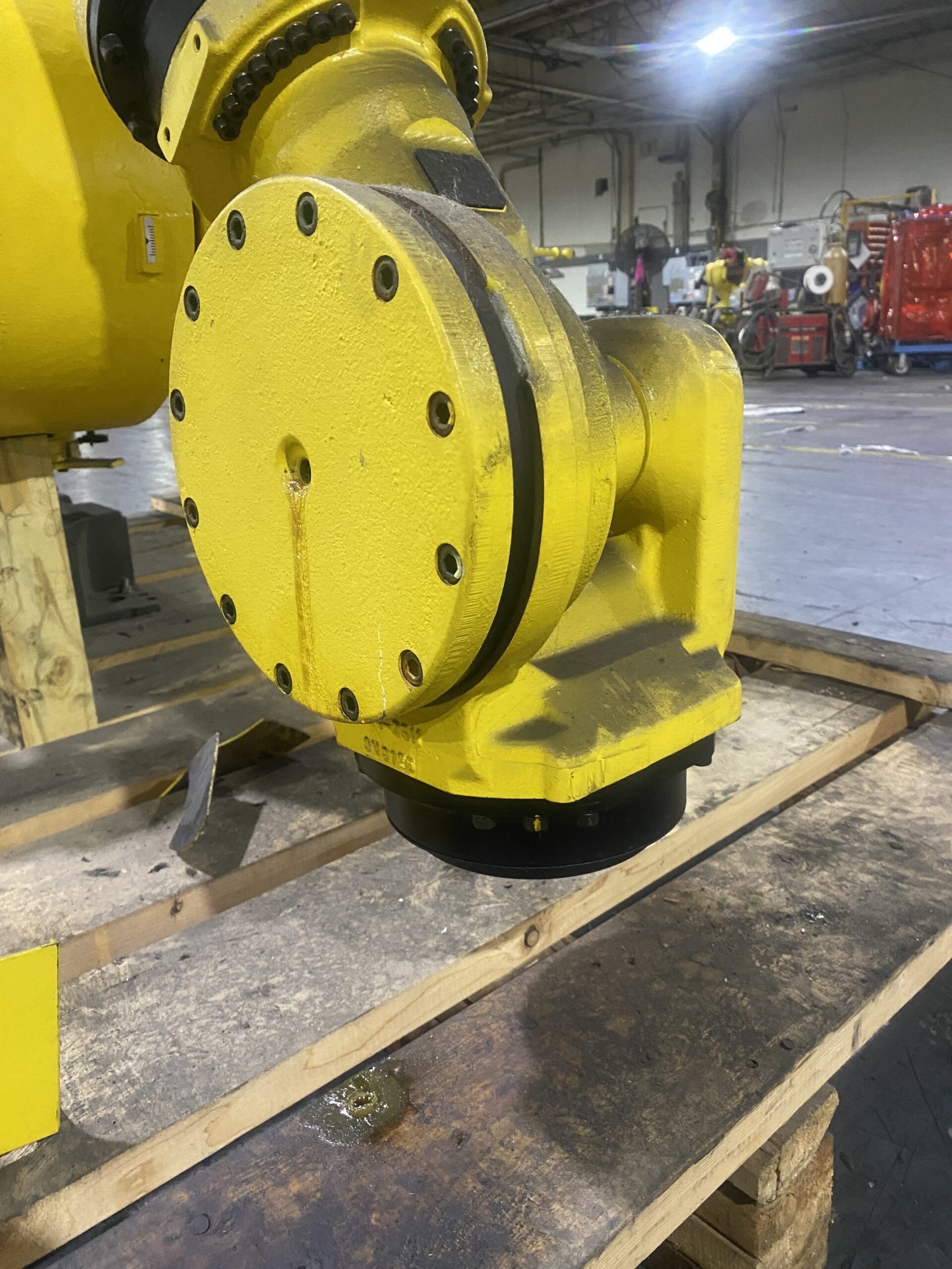FANUC R-2000iA/100P Robot Arm PARTS ONLY 4