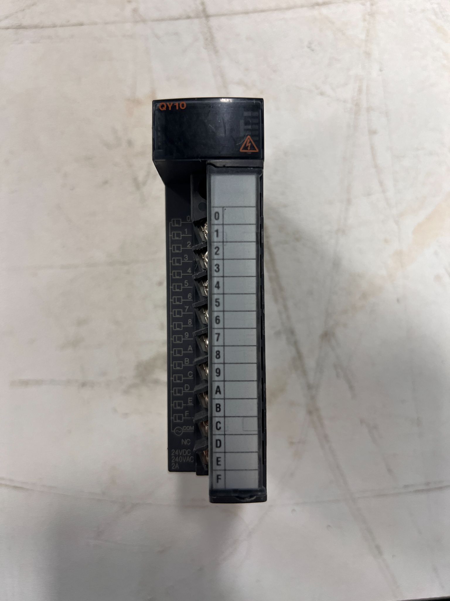 MITSUBISHI QY10 PROGRAMMABLE LOGIC CONTROLS USED 0