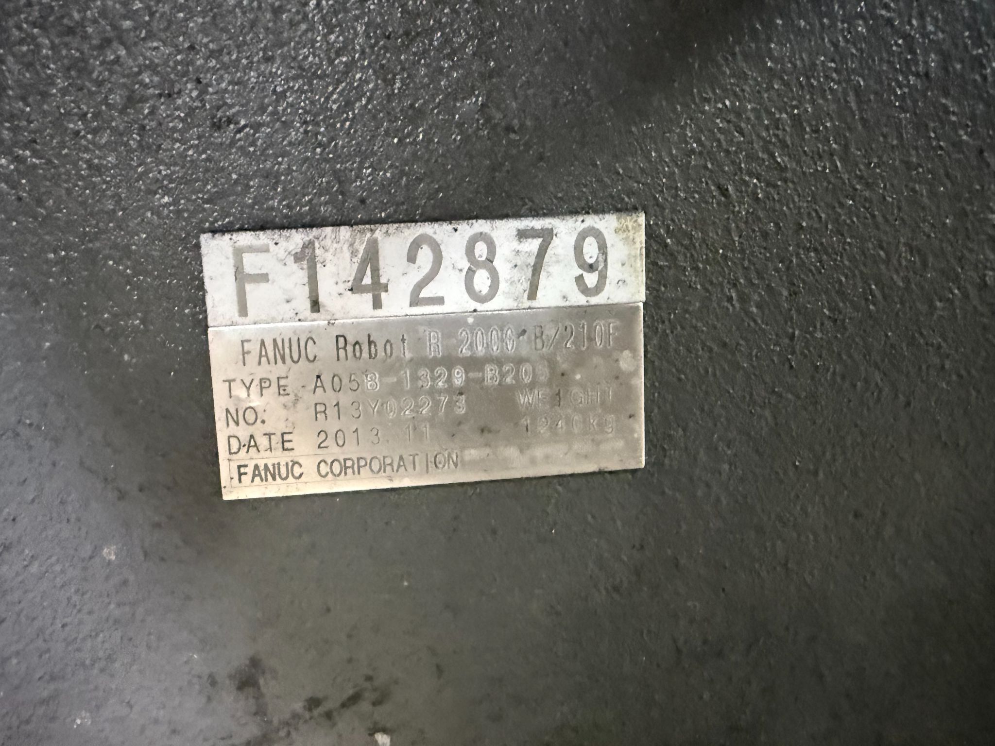 FANUC R-2000iB/210F Complete w/ R-30iA Controls USED 4