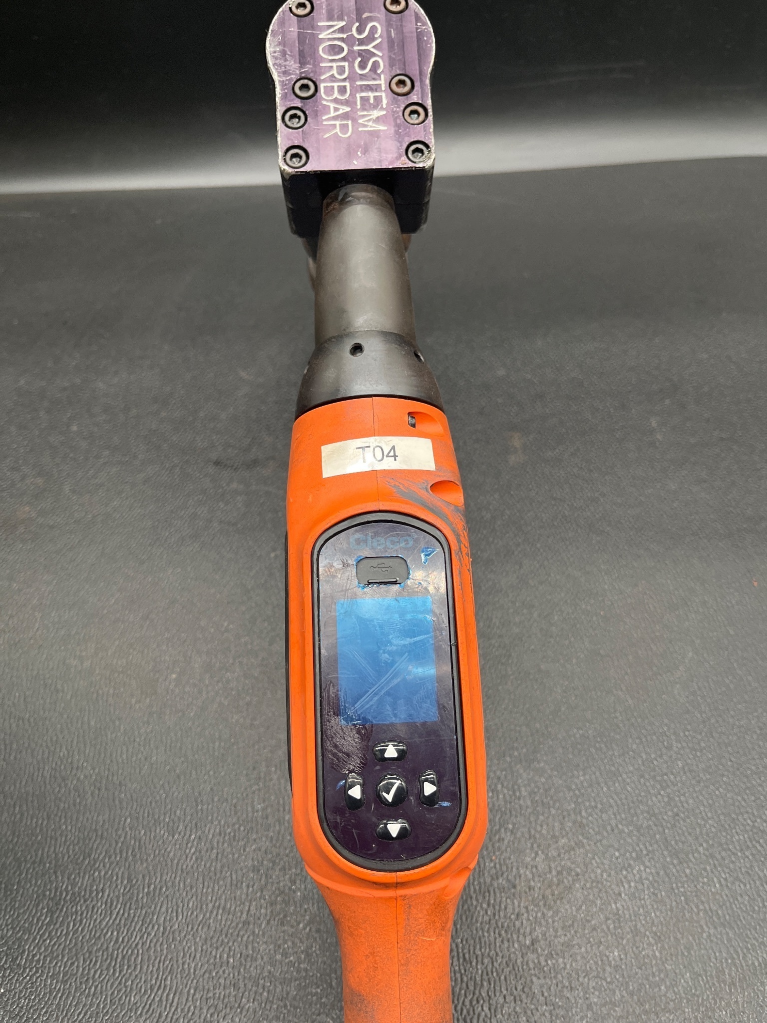 CLECO CCBAW503 Cordless Electric Torque Wrench USED 3