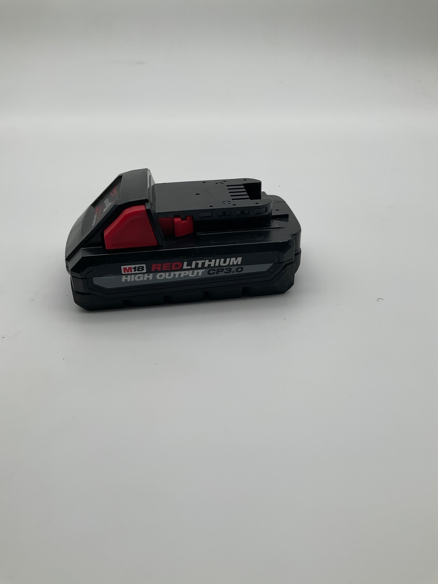 MILWAUKEE M18 48-11-1835 2.0Ah Battery Pack USED 4