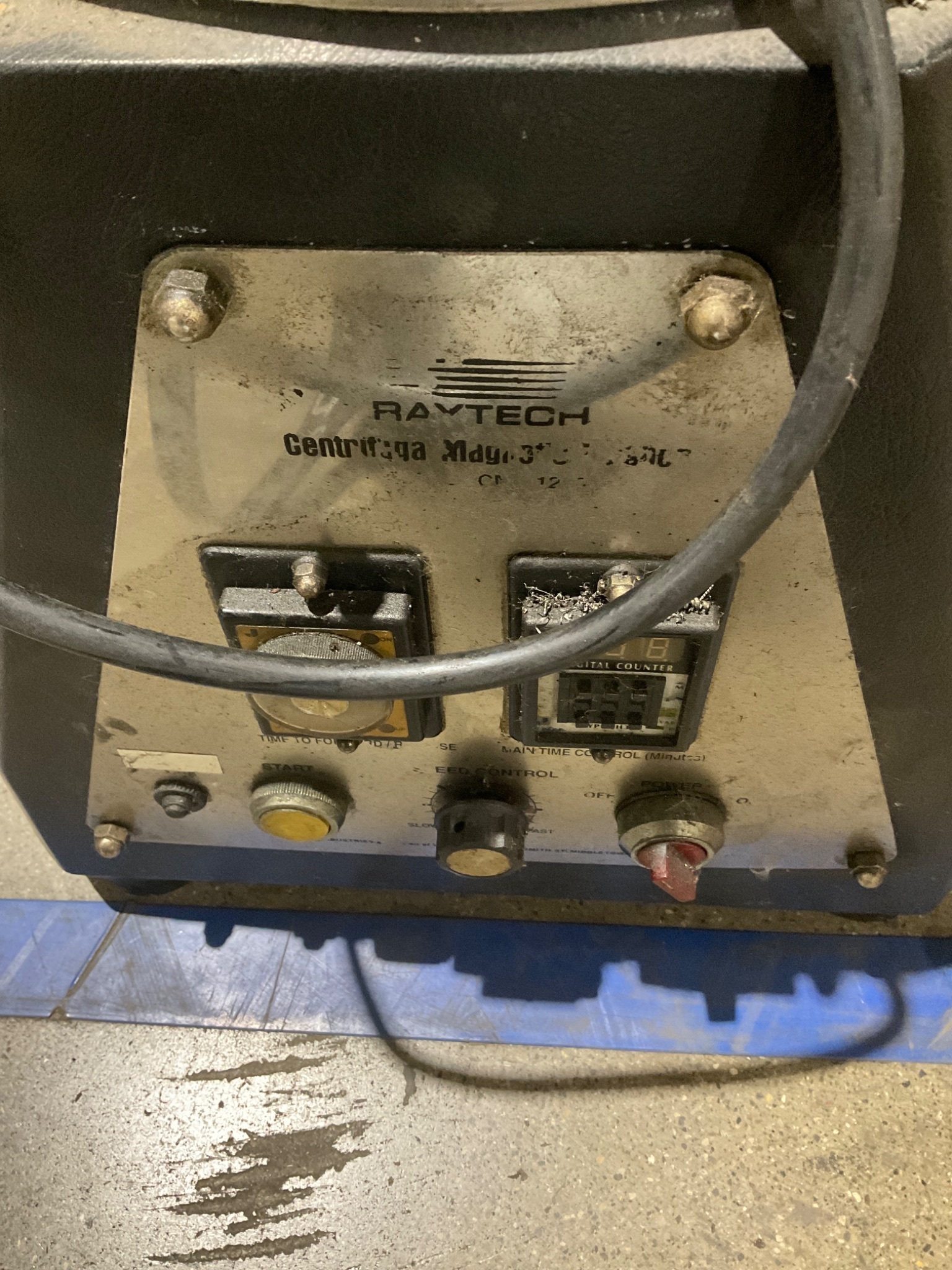 RAYTECH CENTRIFUGAL MAGNETIC FINISHING MACHINE CMF1200 USED 2