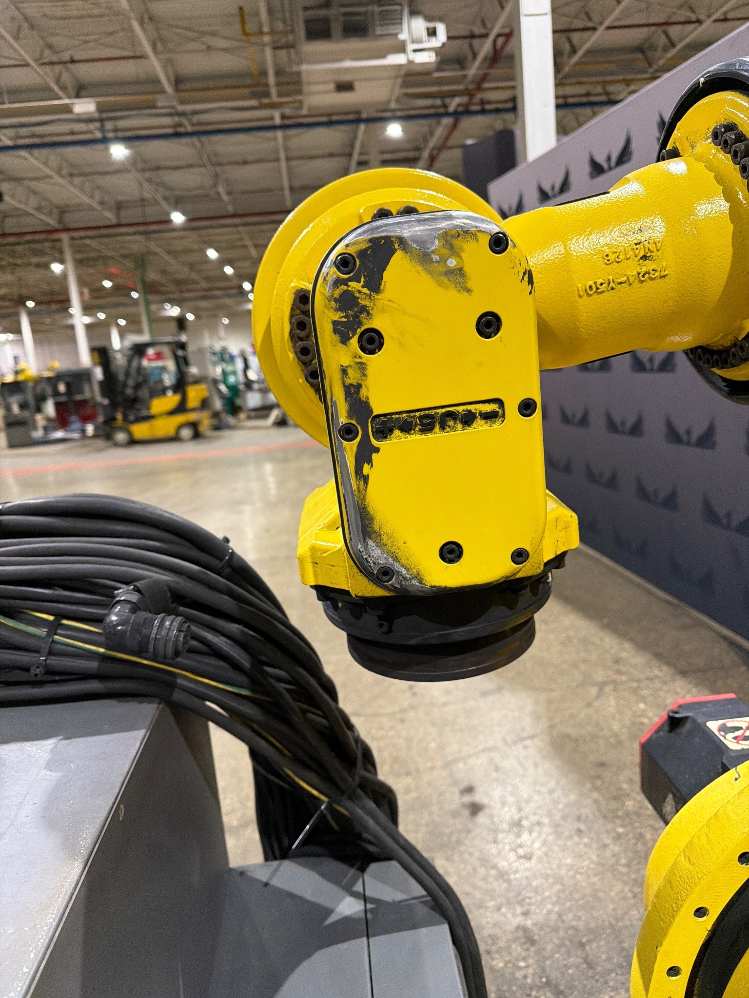 FANUC R-2000iB/210F Complete w/ R-30iB Controls USED 8