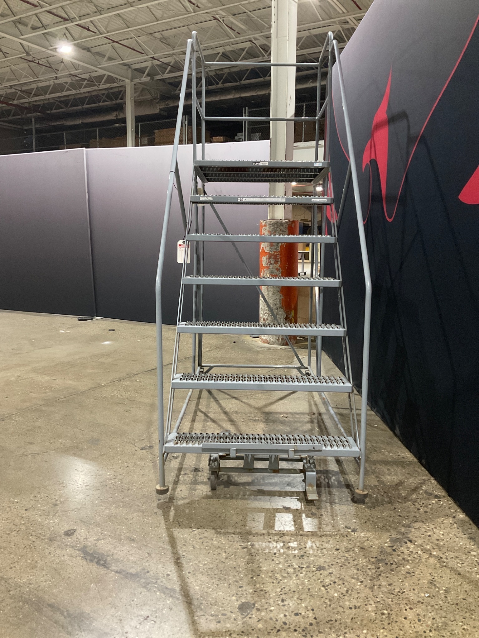 U-LINE 50 DEGREE ROLLING LADDER AND WORK PLATFORM 7 STEP USED 5