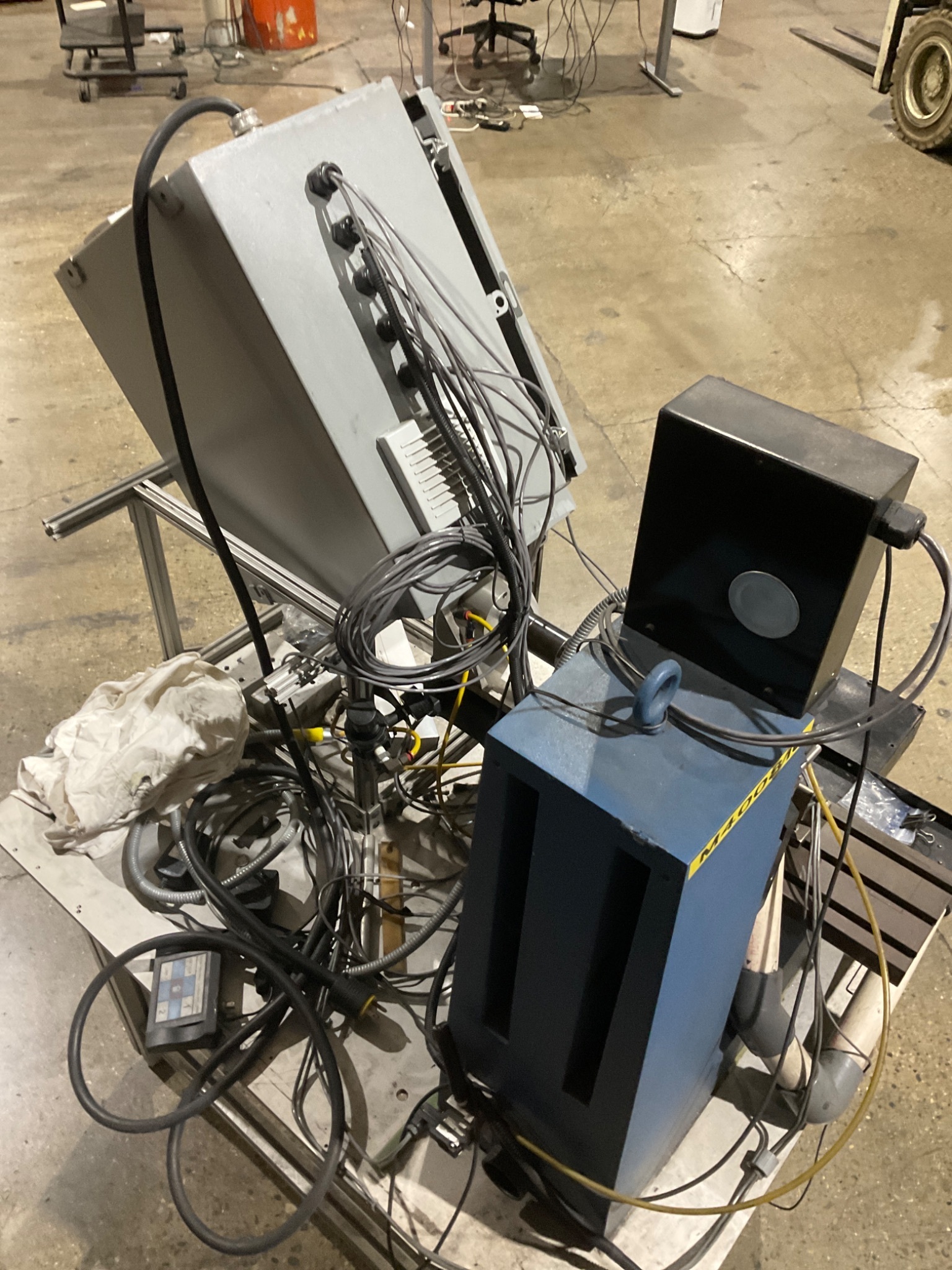LIGHT MACHINES 09612DF0277 CNC MILLING MACHINE USED 4
