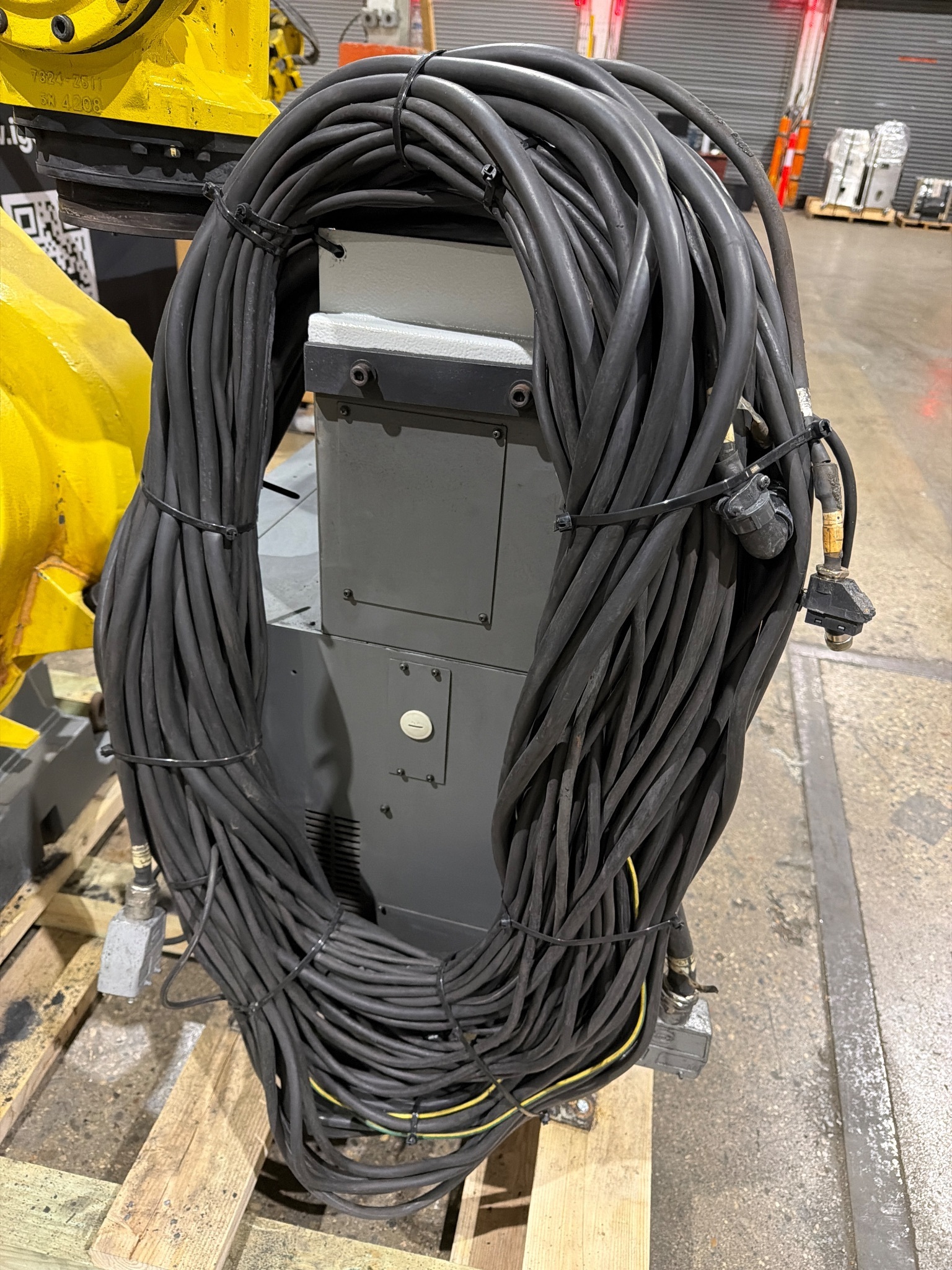 FANUC R-2000iB/210F Complete w/ R-30iB Controls USED 13