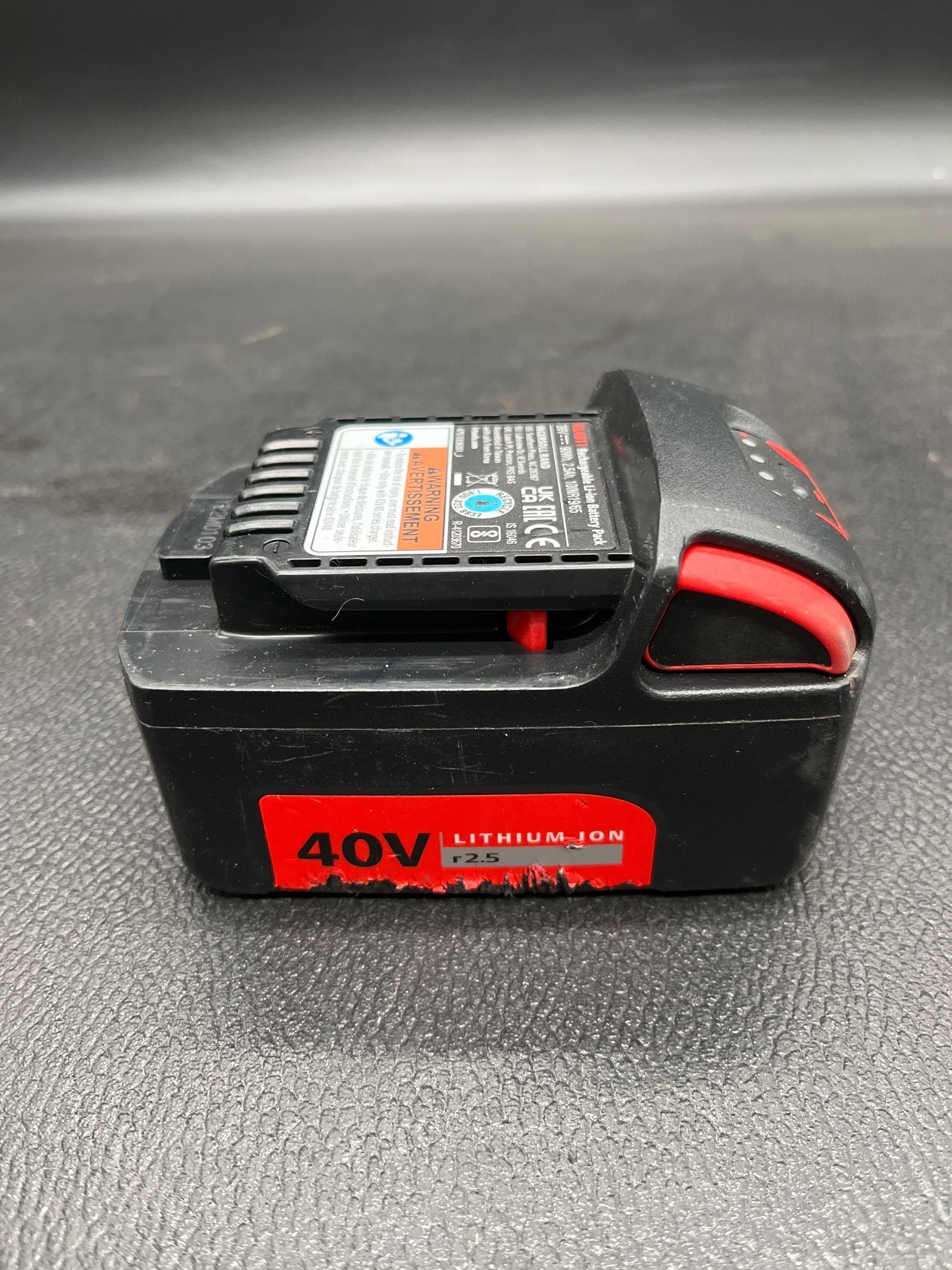 INGERSOLL RAND BL4011 Rechargeable Li-Ion Battery Pack USED 1