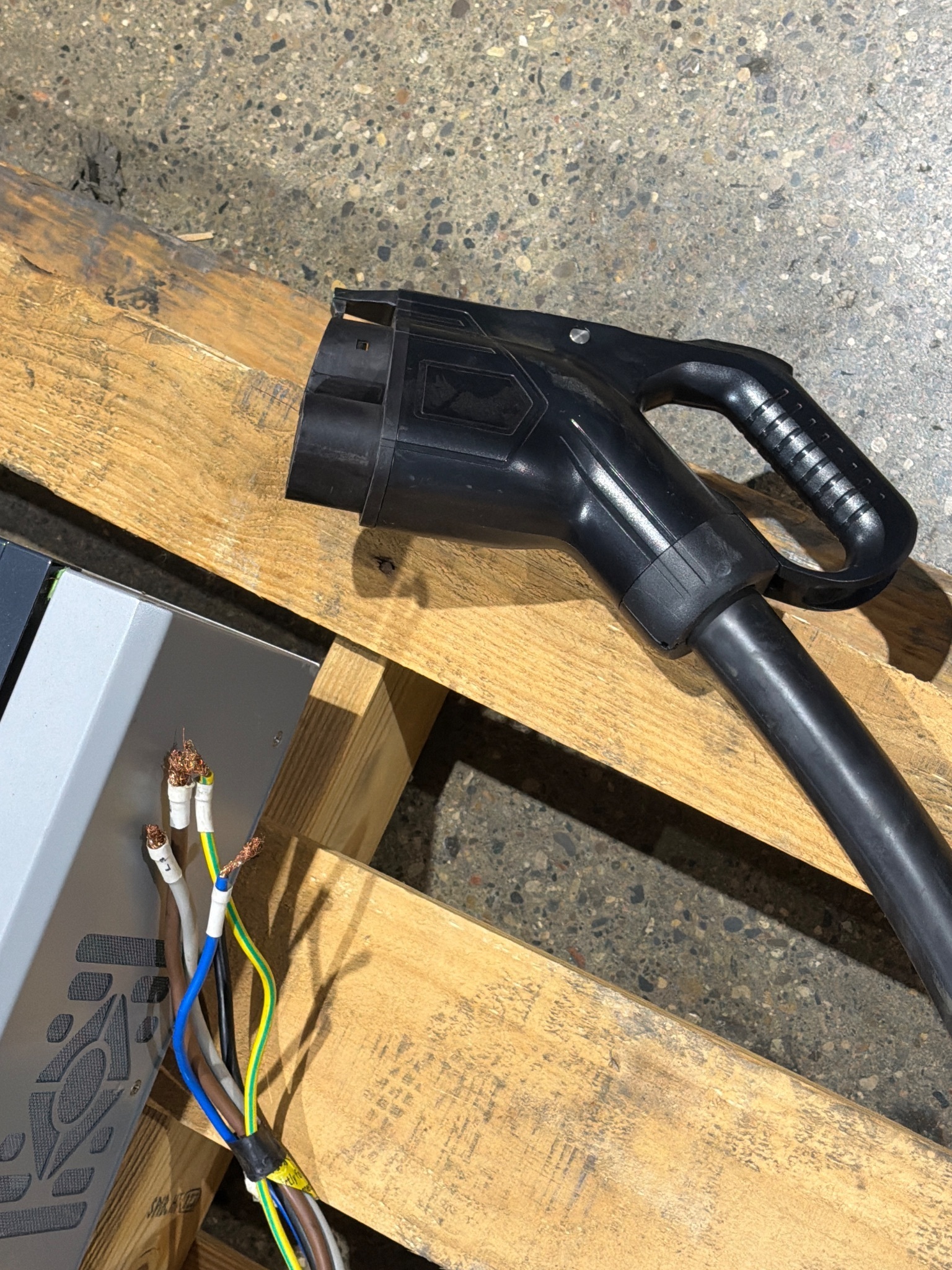 UNKNOWN C230607 30KW EV Charger USED 5