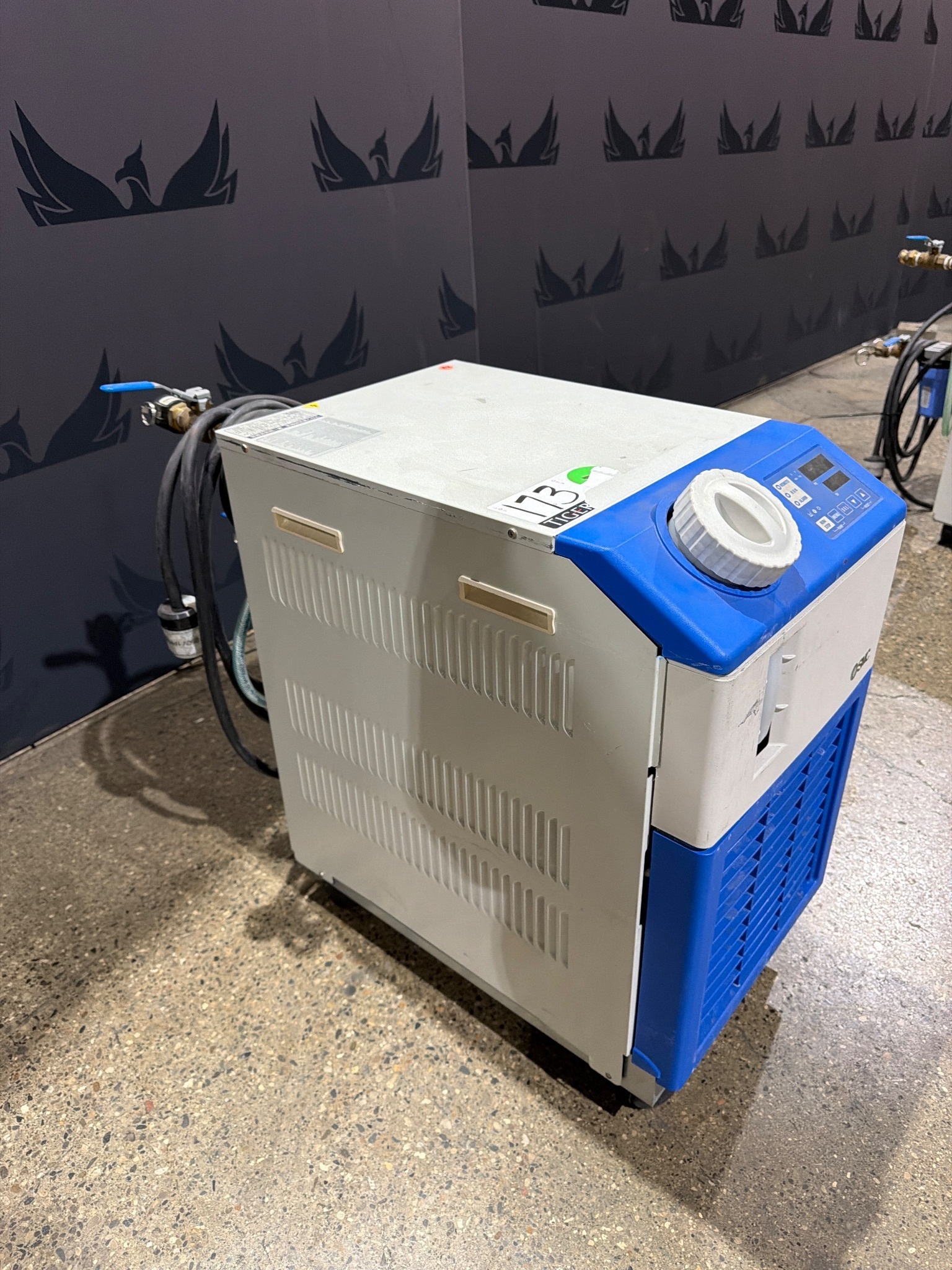 SMC HRS040-AN-20 Thermo Chiller USED 1