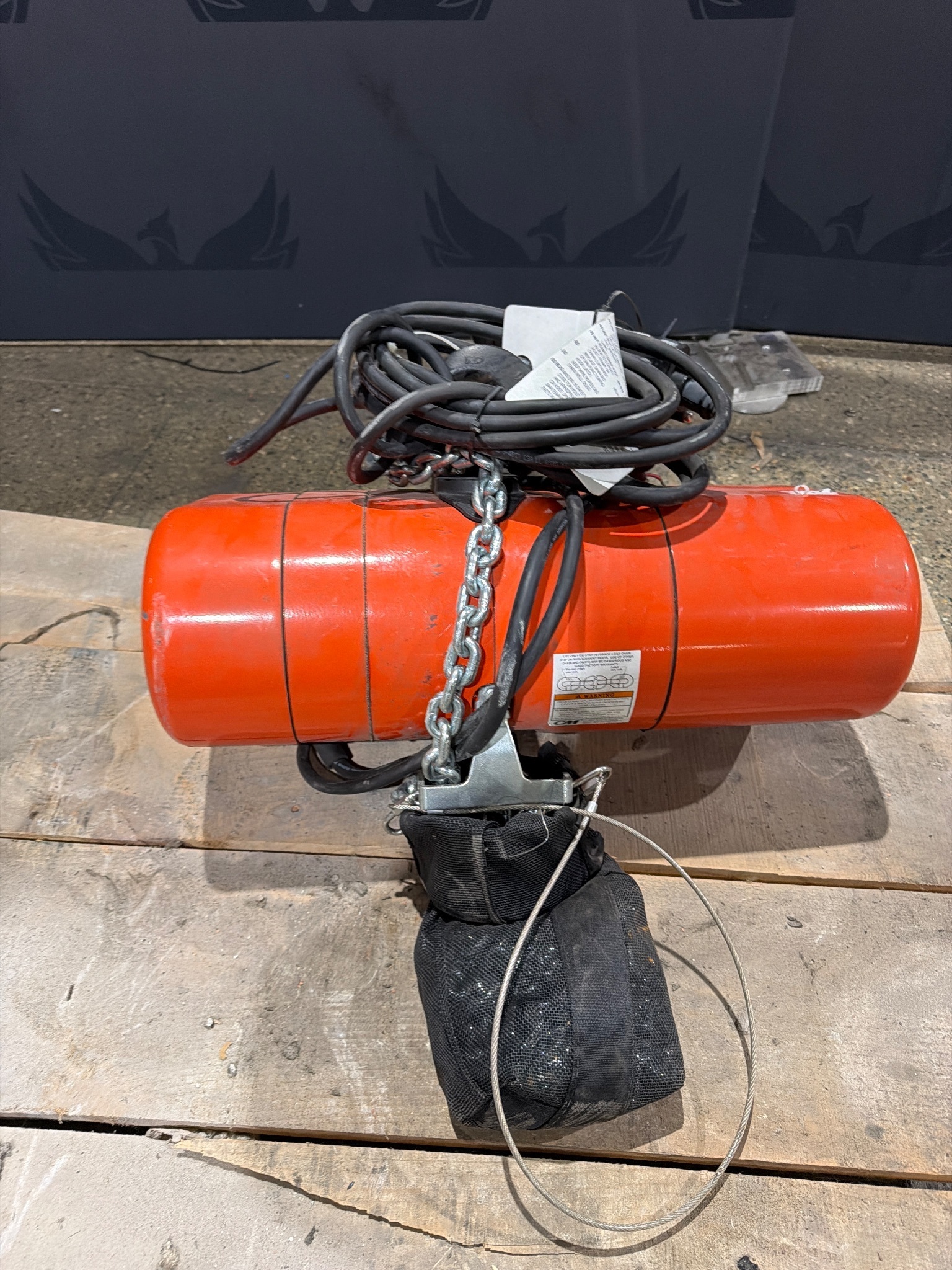 CM Lodestar Model L 1-Ton Chain Hoist USED2 0