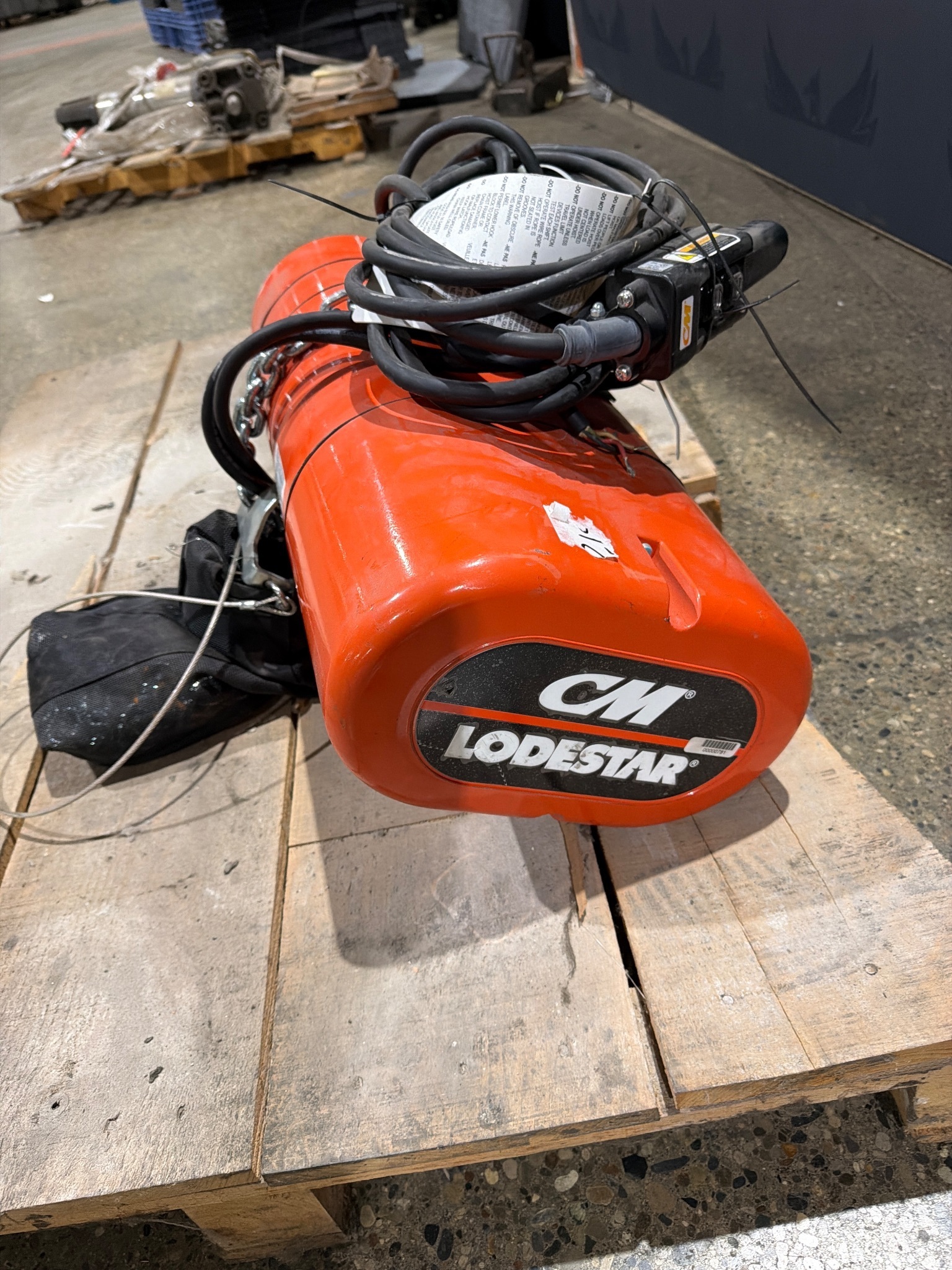 CM Lodestar Model L 1-Ton Chain Hoist USED2 2