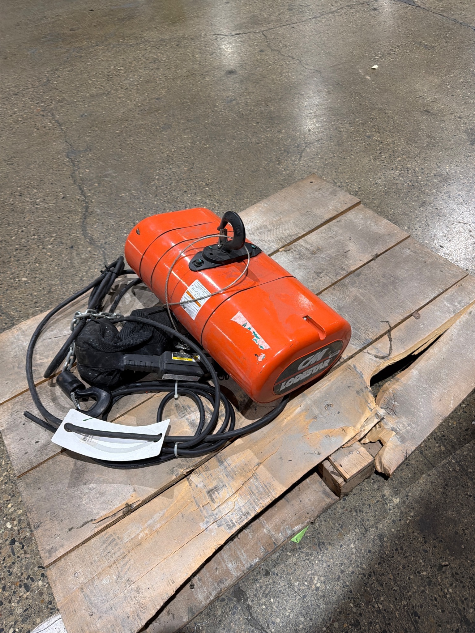 CM Lodestar Model L 1-Ton Chain Hoist USED 2