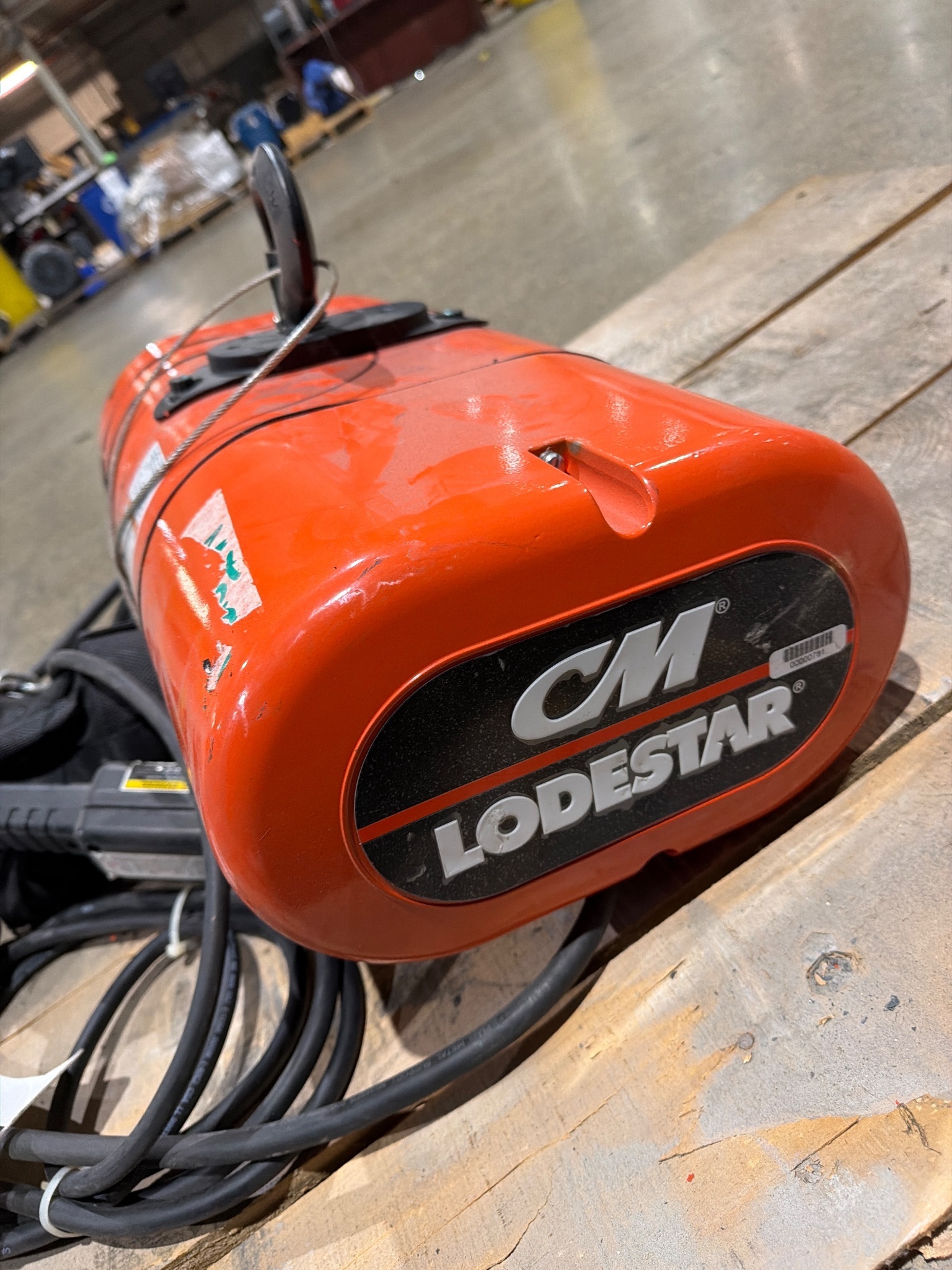 CM Lodestar Model L 1-Ton Chain Hoist USED 3