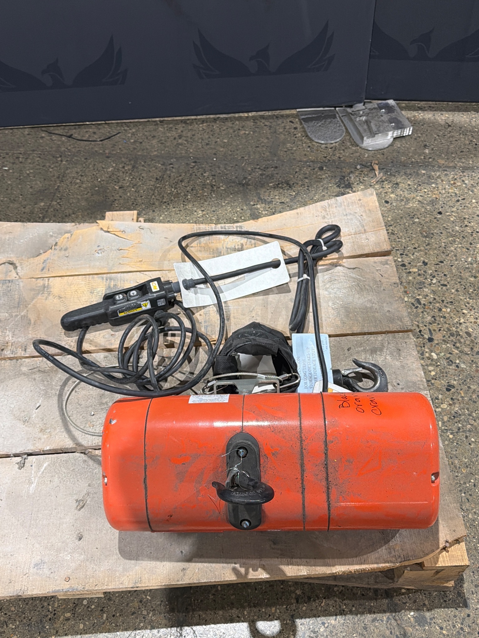 CM Lodestar Model F Chain Hoist Max 1/2 Ton (500 kg) USED 0