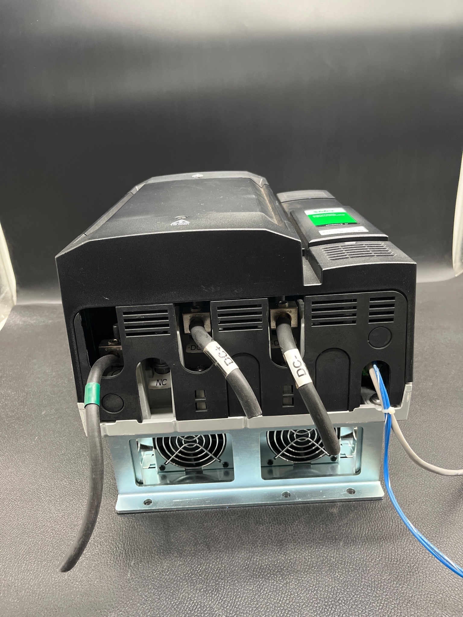 CONTROL TECHNIQUES RECT-11406840A Unidrive-M AC Drive USED 0