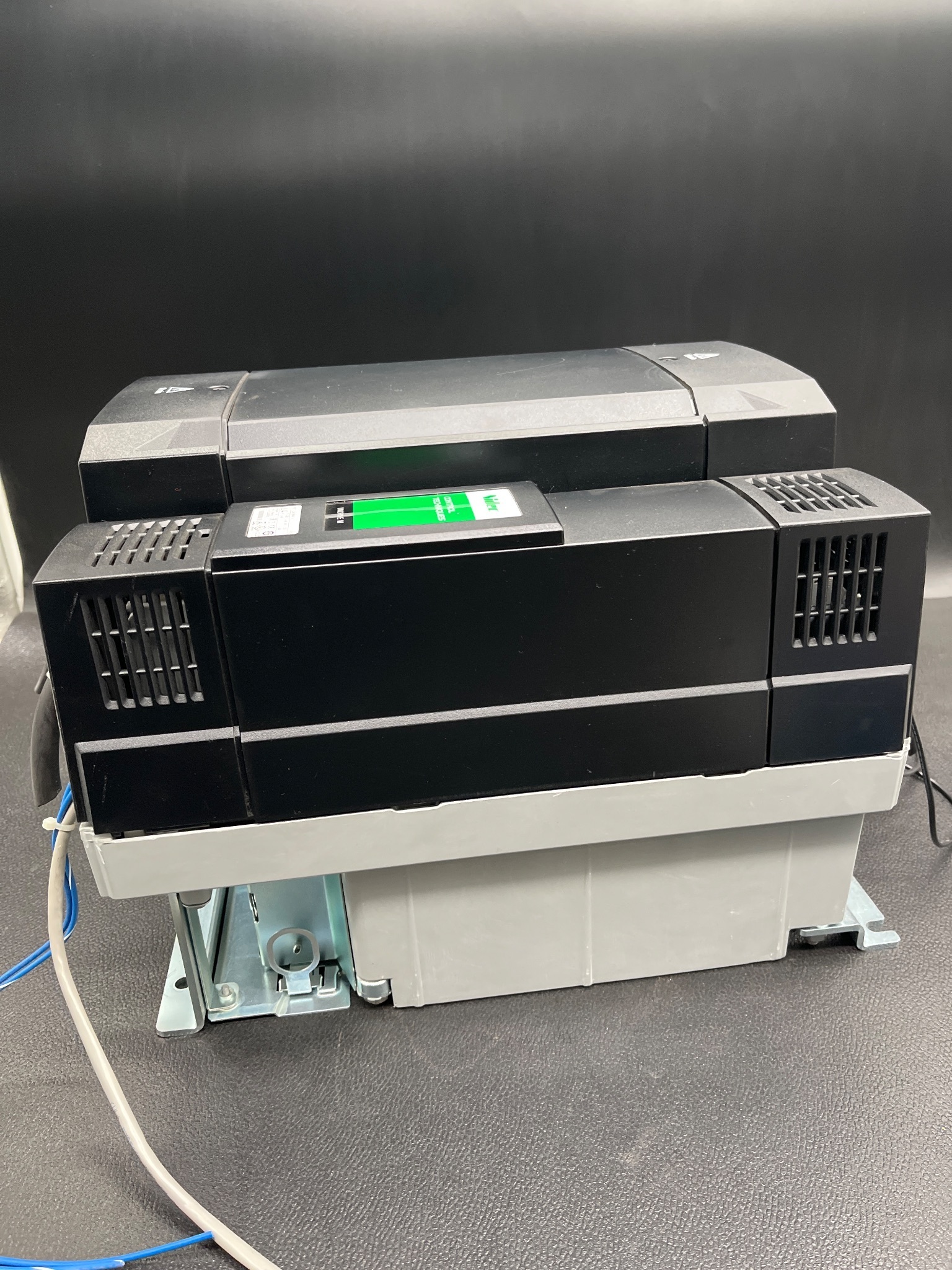CONTROL TECHNIQUES RECT-11406840A Unidrive-M AC Drive USED 2