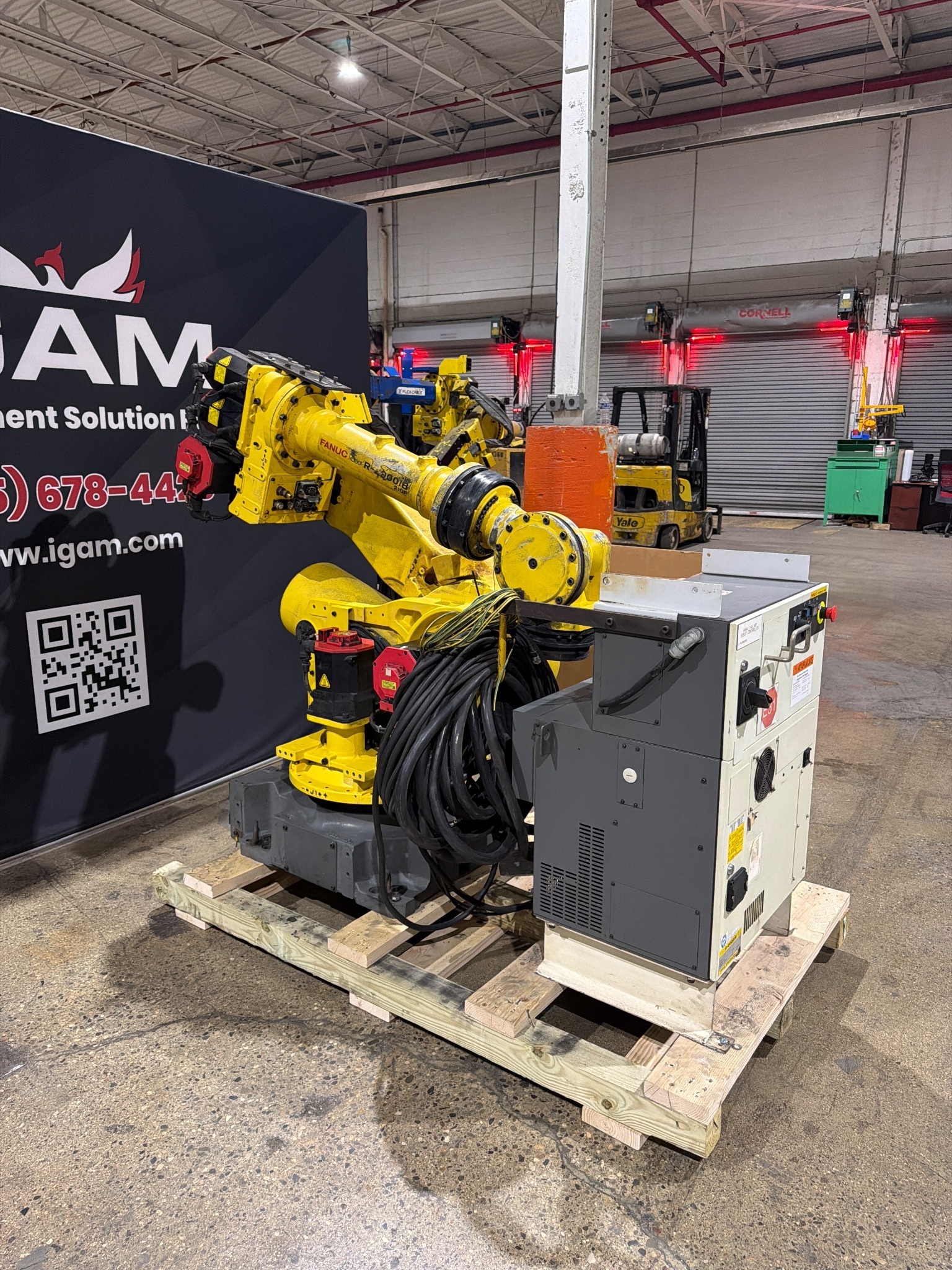 FANUC R-2000iB/210F Complete w/ R-30iB Controls USED 4
