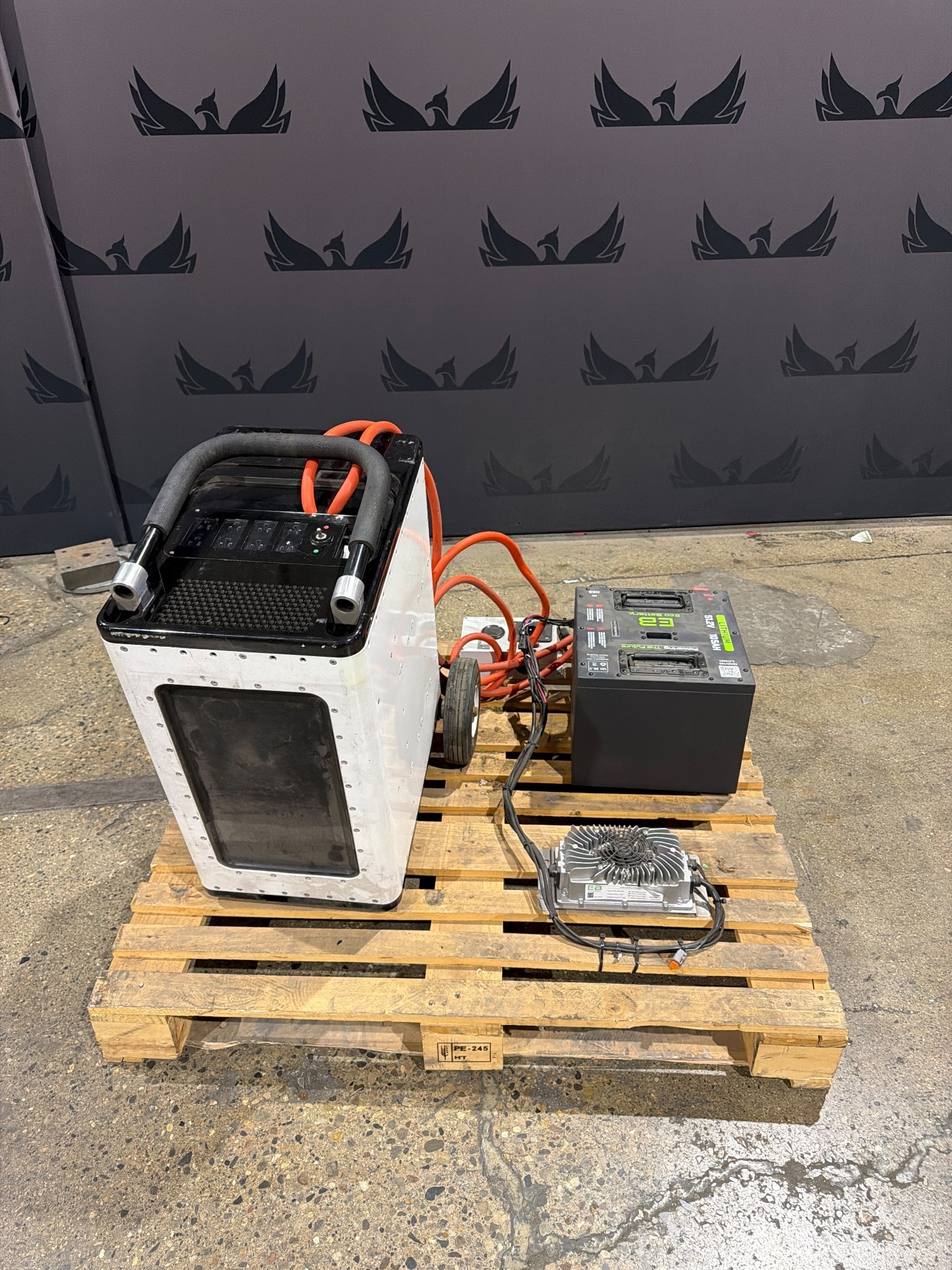 Eco Battery 48V 105Ah Gen3 Lithium Battery Bundle with Power Bank USED 5