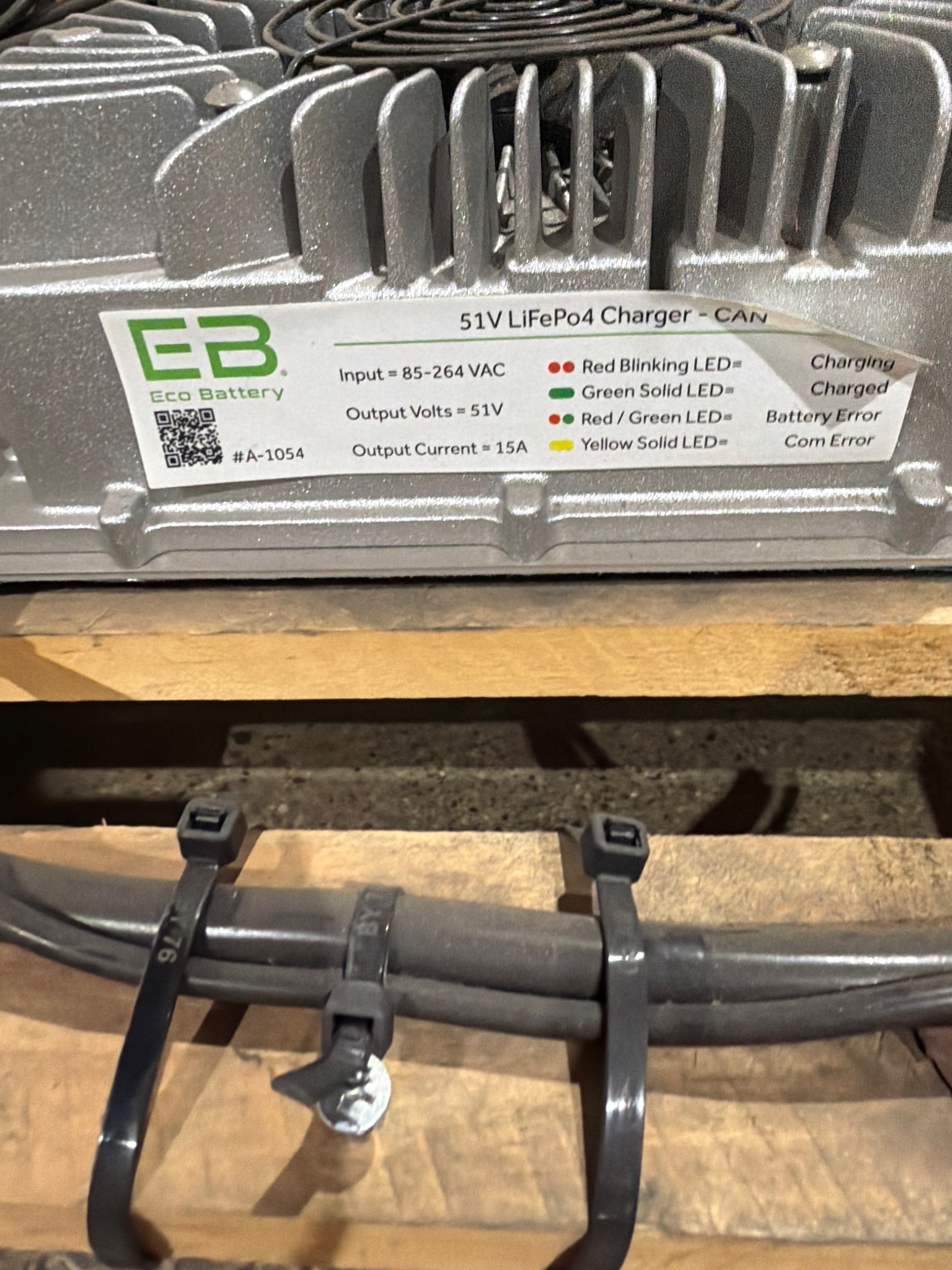 Eco Battery 48V 105Ah Gen3 Lithium Battery Bundle with Power Bank USED 6